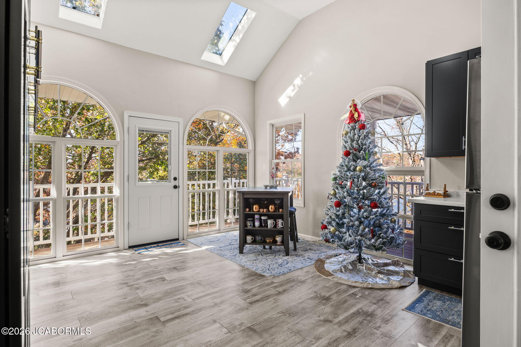 21 Jonathan Court Property Photo 14