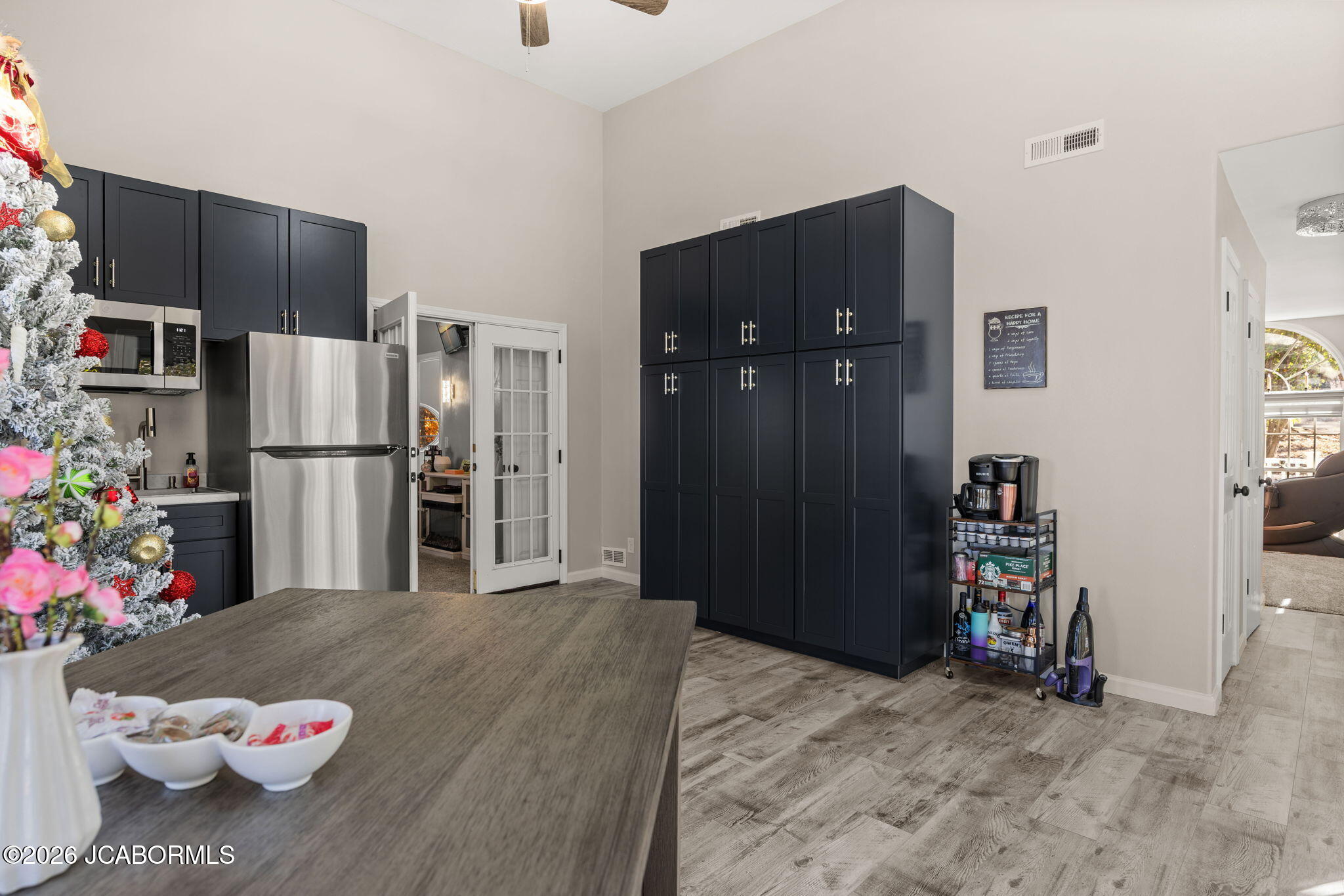 21 Jonathan Court Property Photo 16