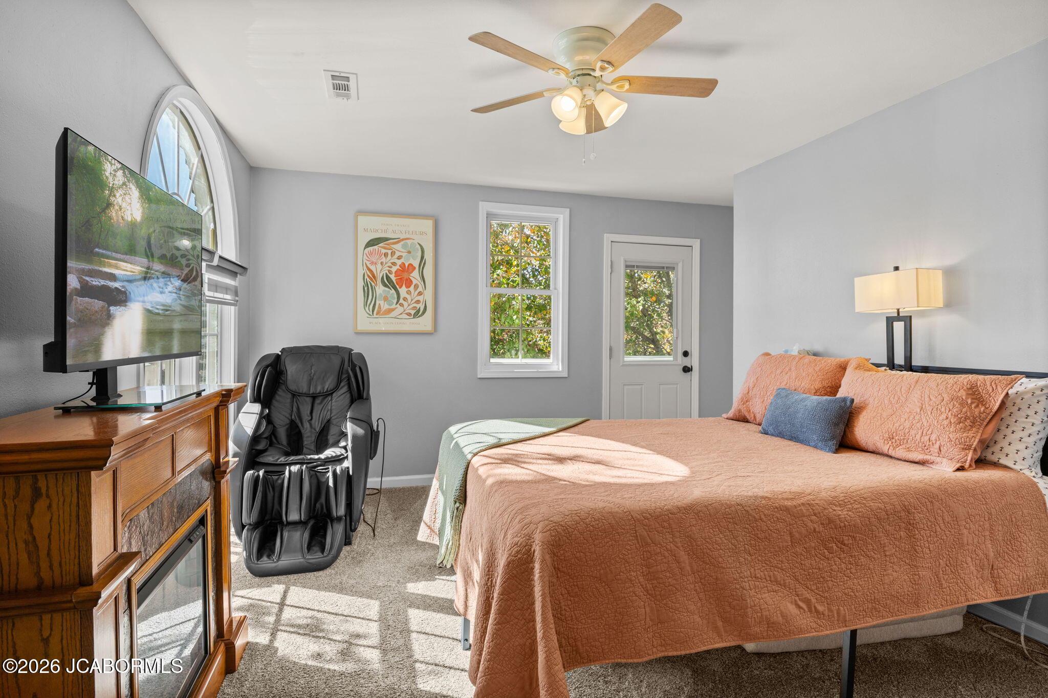 21 Jonathan Court Property Photo 18