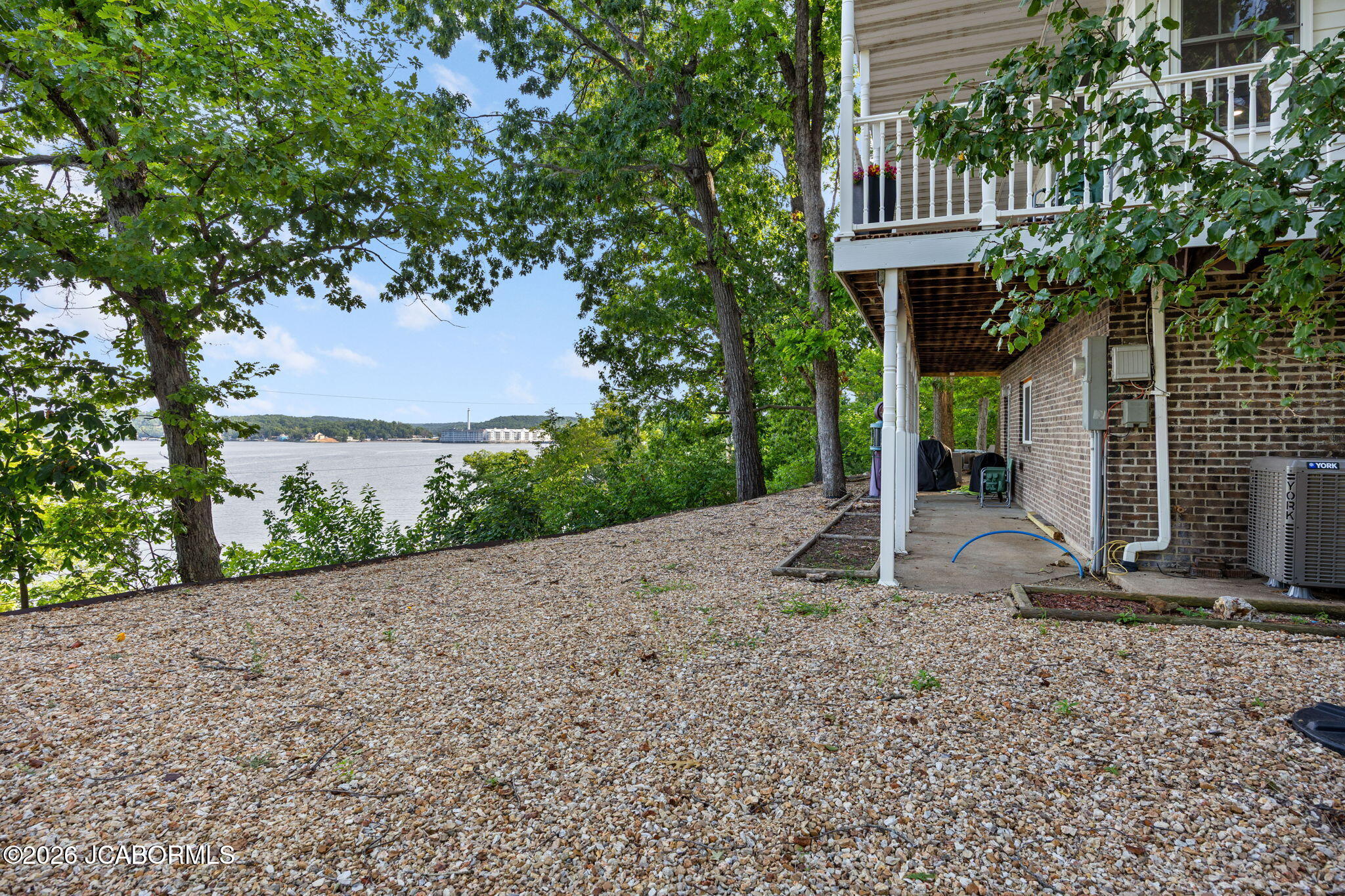 21 Jonathan Court Property Photo 35