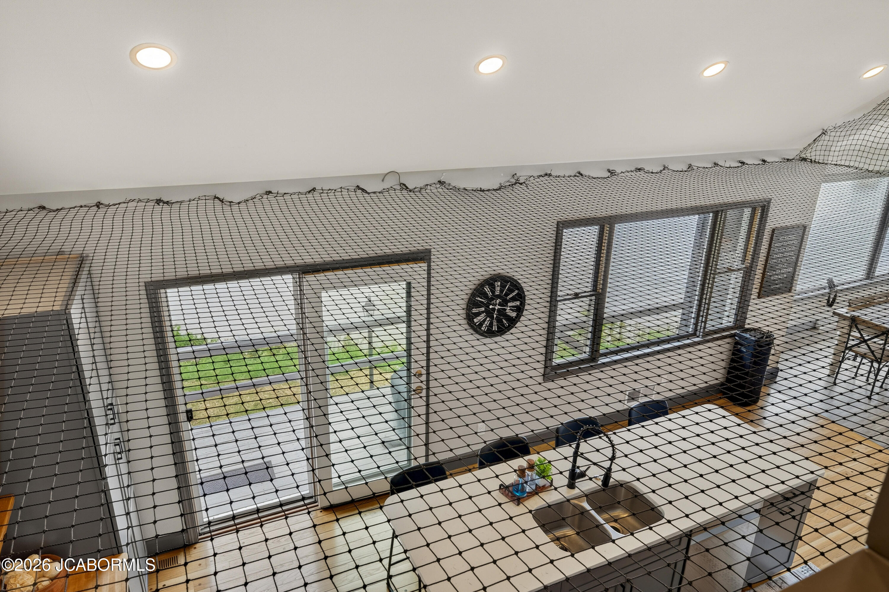 1900 Hayselton Drive Property Photo 21