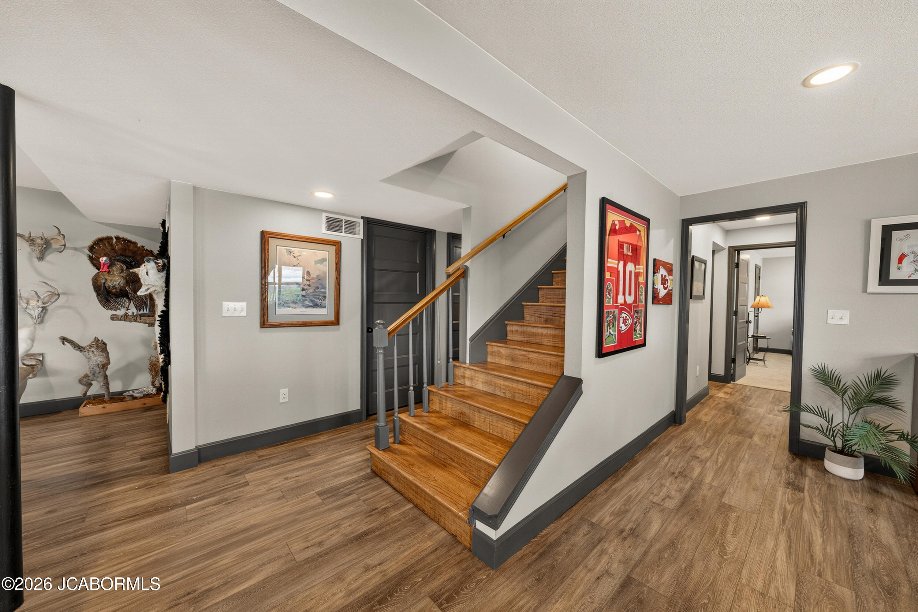 1900 Hayselton Drive Property Photo 42