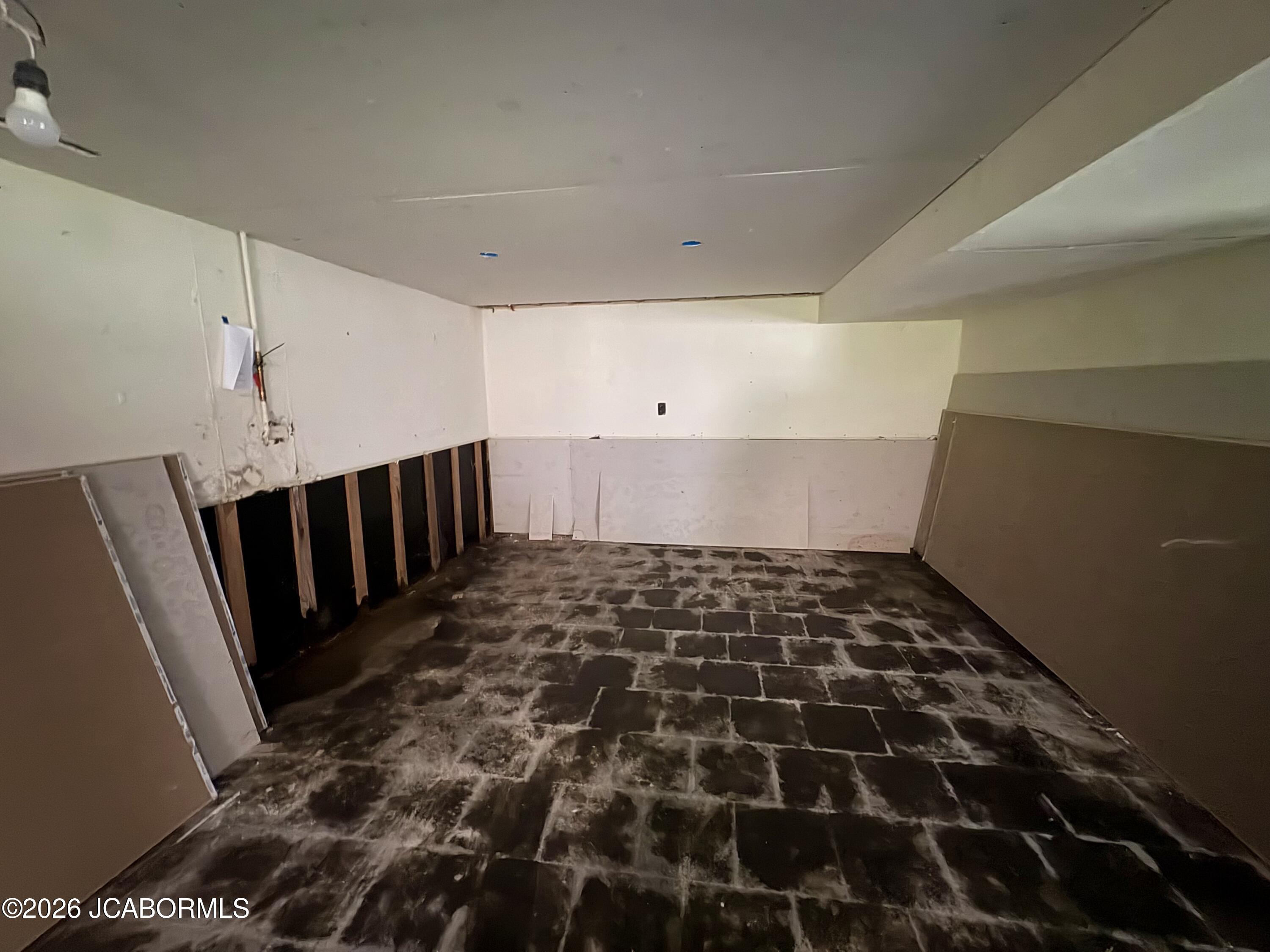 1809 Iris Drive Property Photo 23