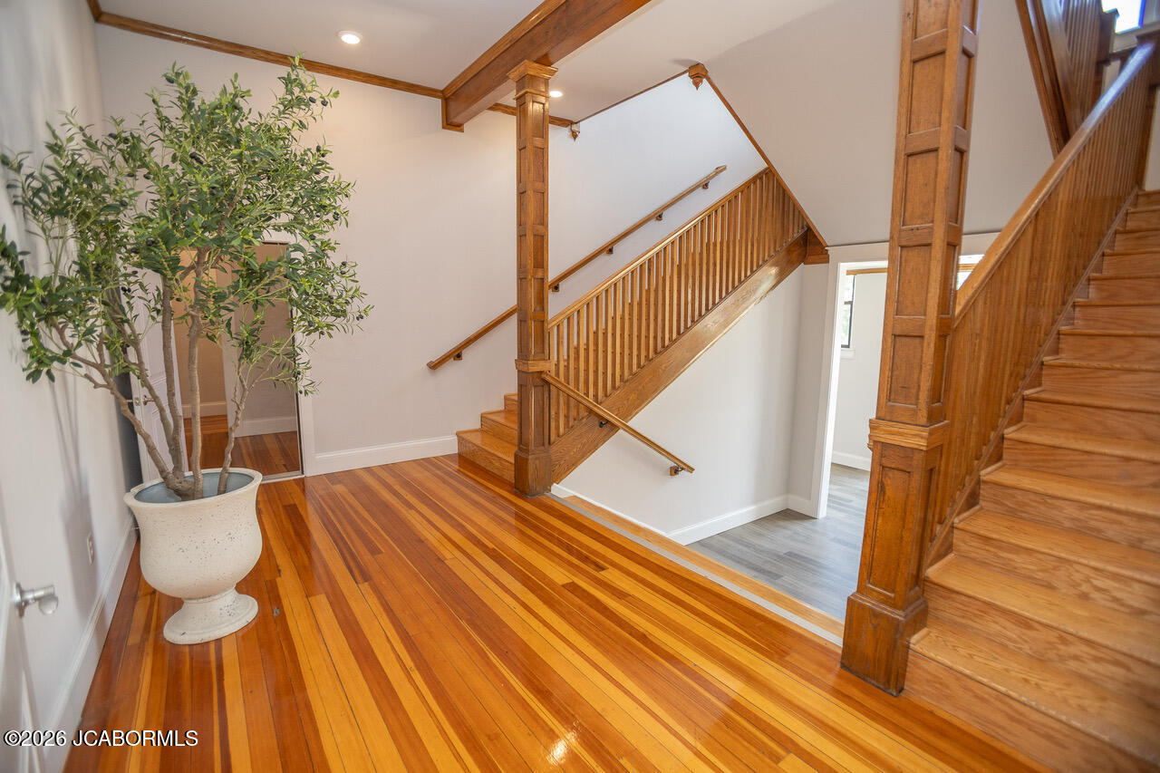 10073312 Property Photo 14