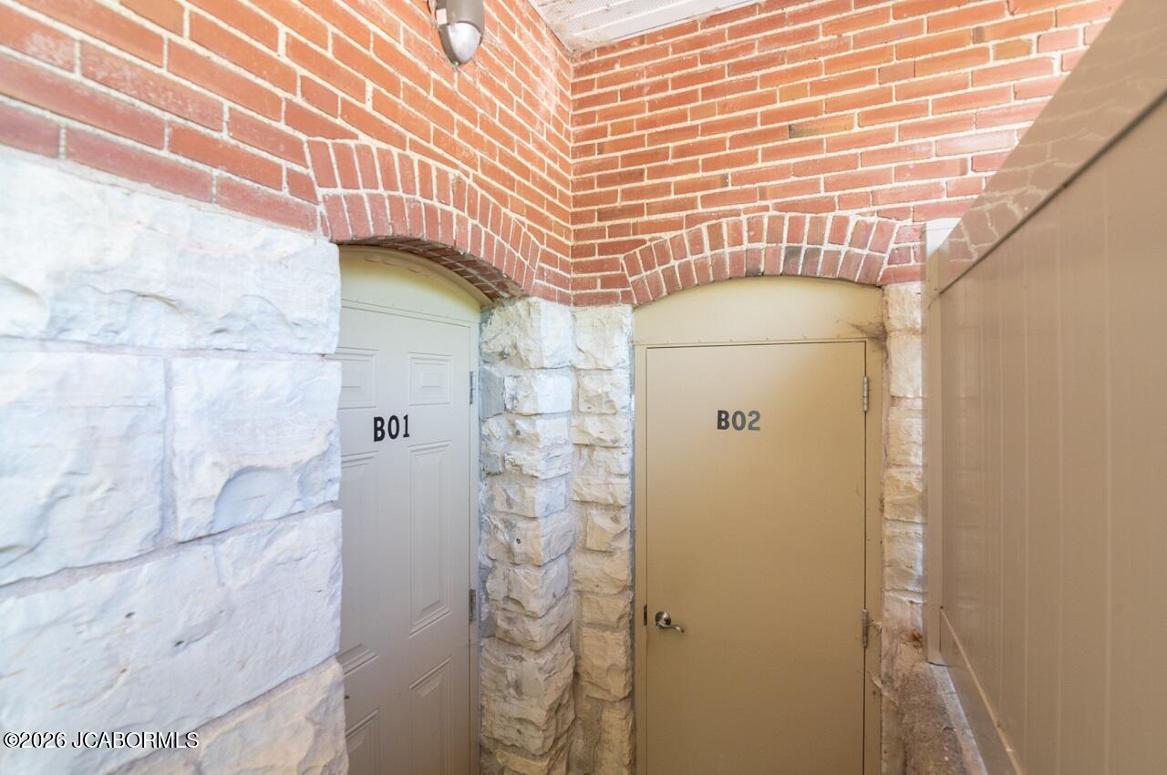 10073312 Property Photo 30