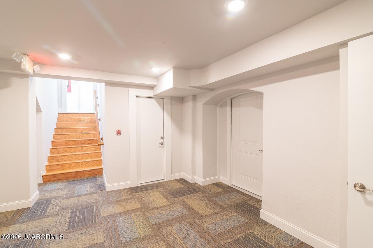 10073312 Property Photo 33