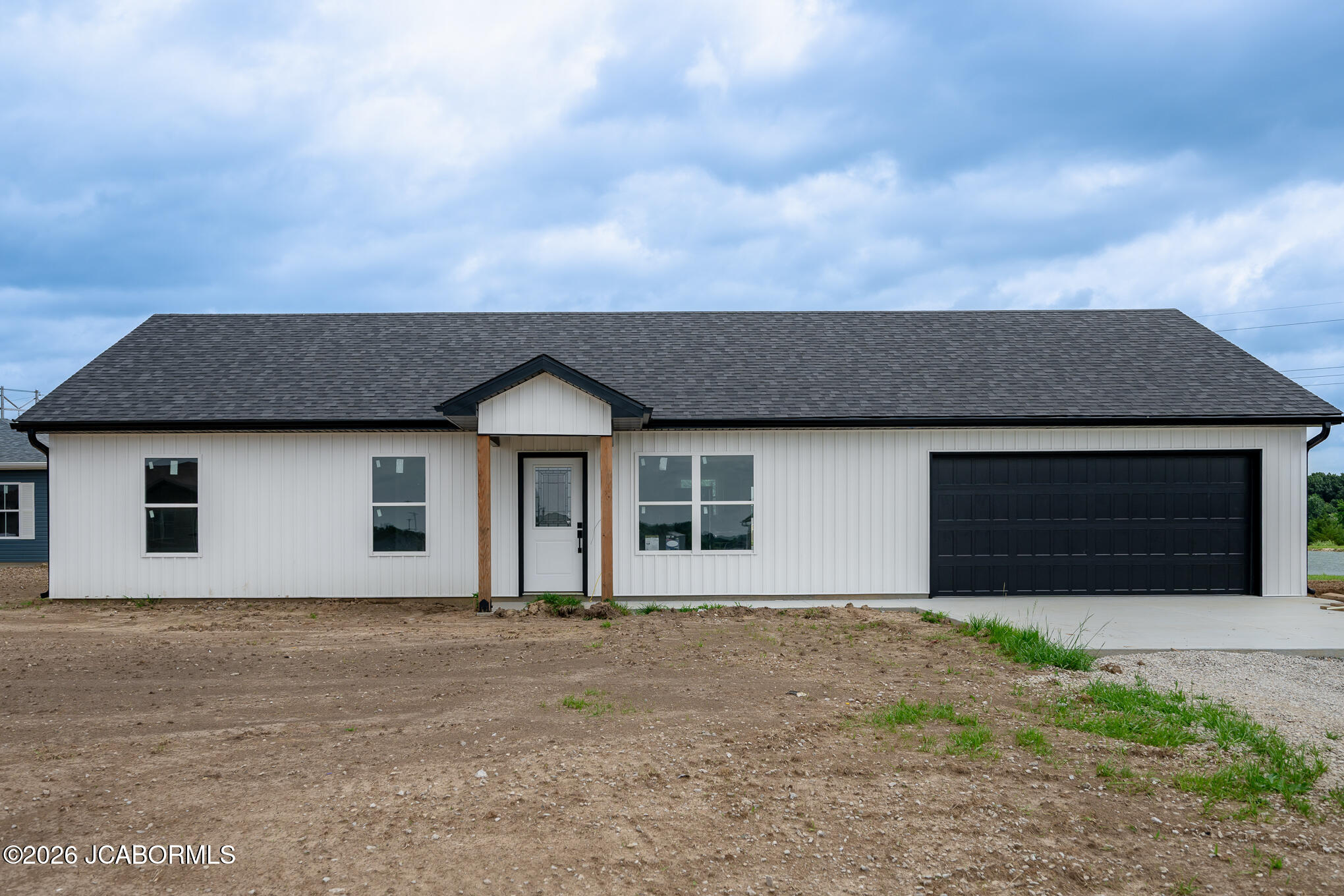 2139 Lyndell Boulevard Property Photo 2