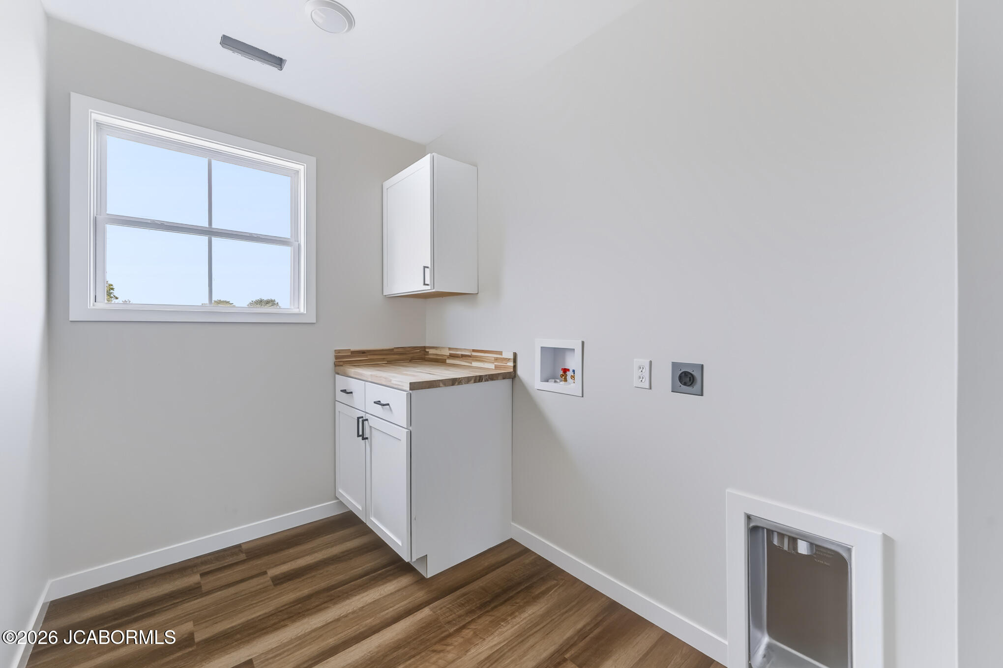 2139 Lyndell Boulevard Property Photo 8