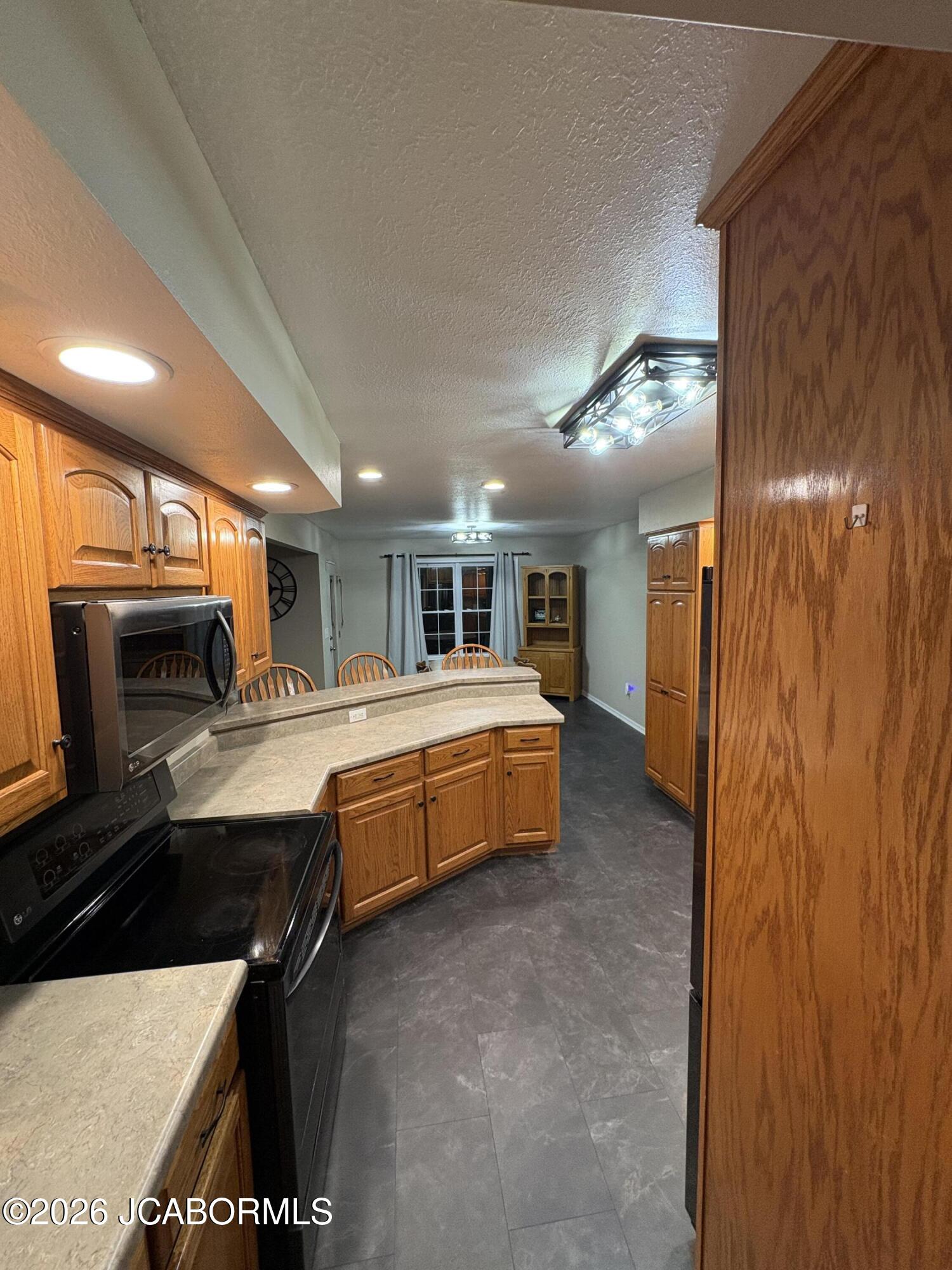 6325 Kleffner Ridge Property Photo 6