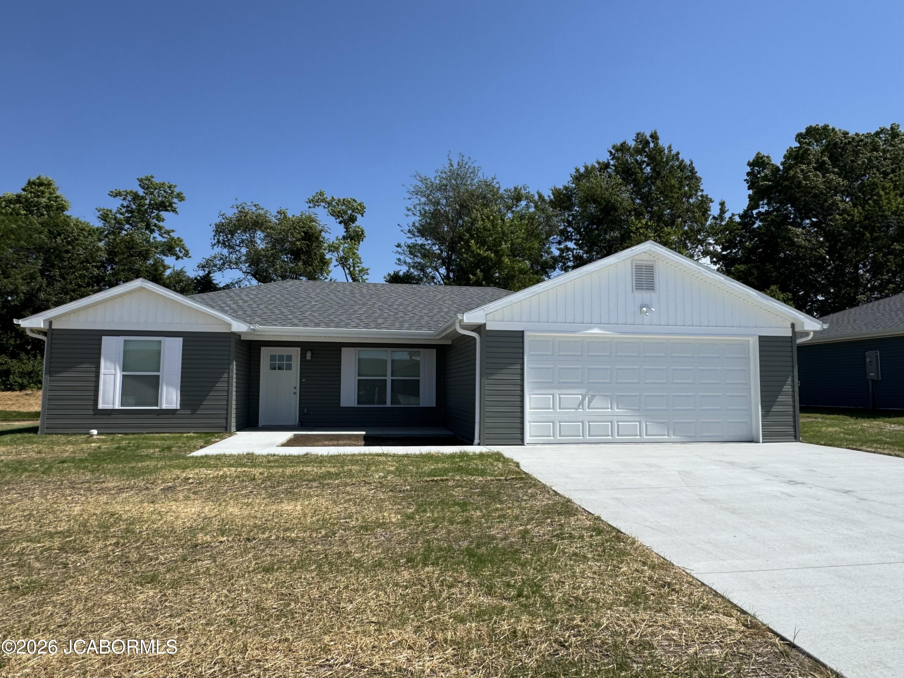 541 KINLEIGH DRIVE