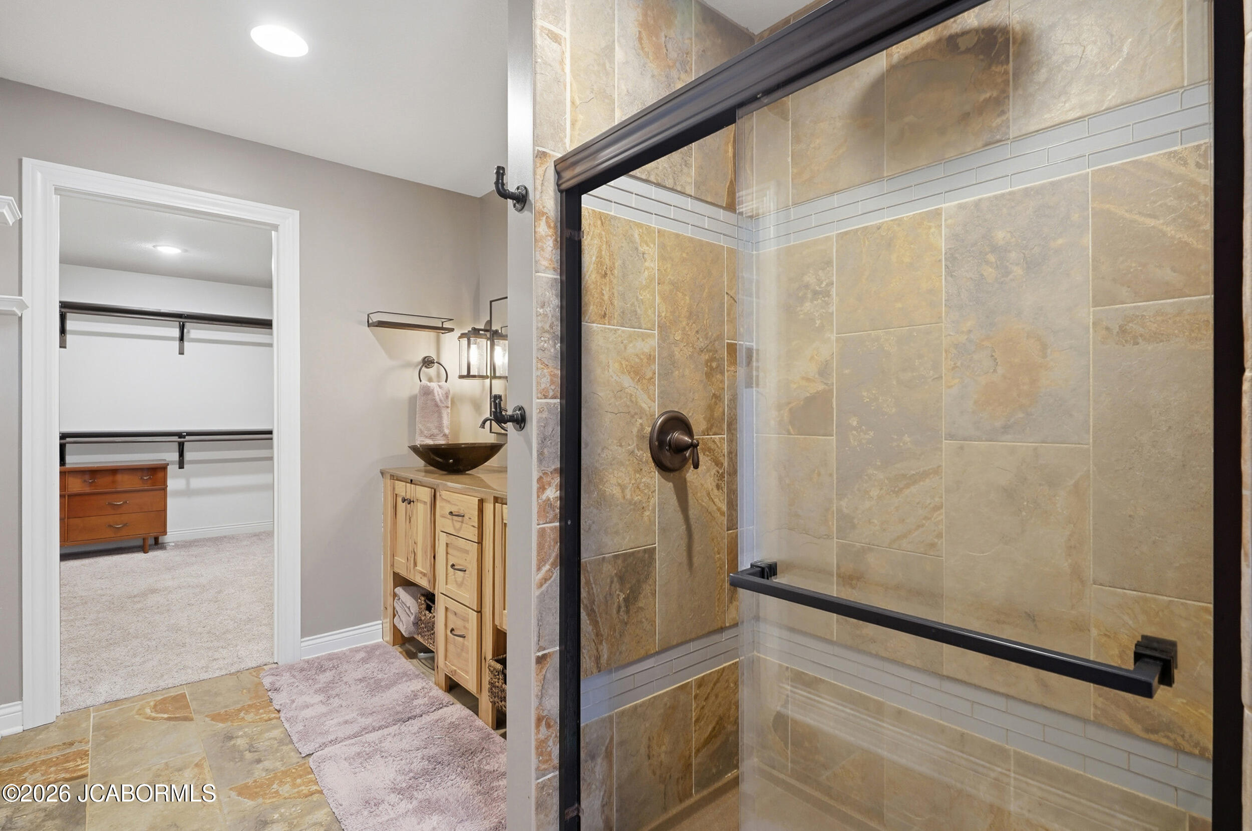 5580 Kingfisher Drive Property Photo 21