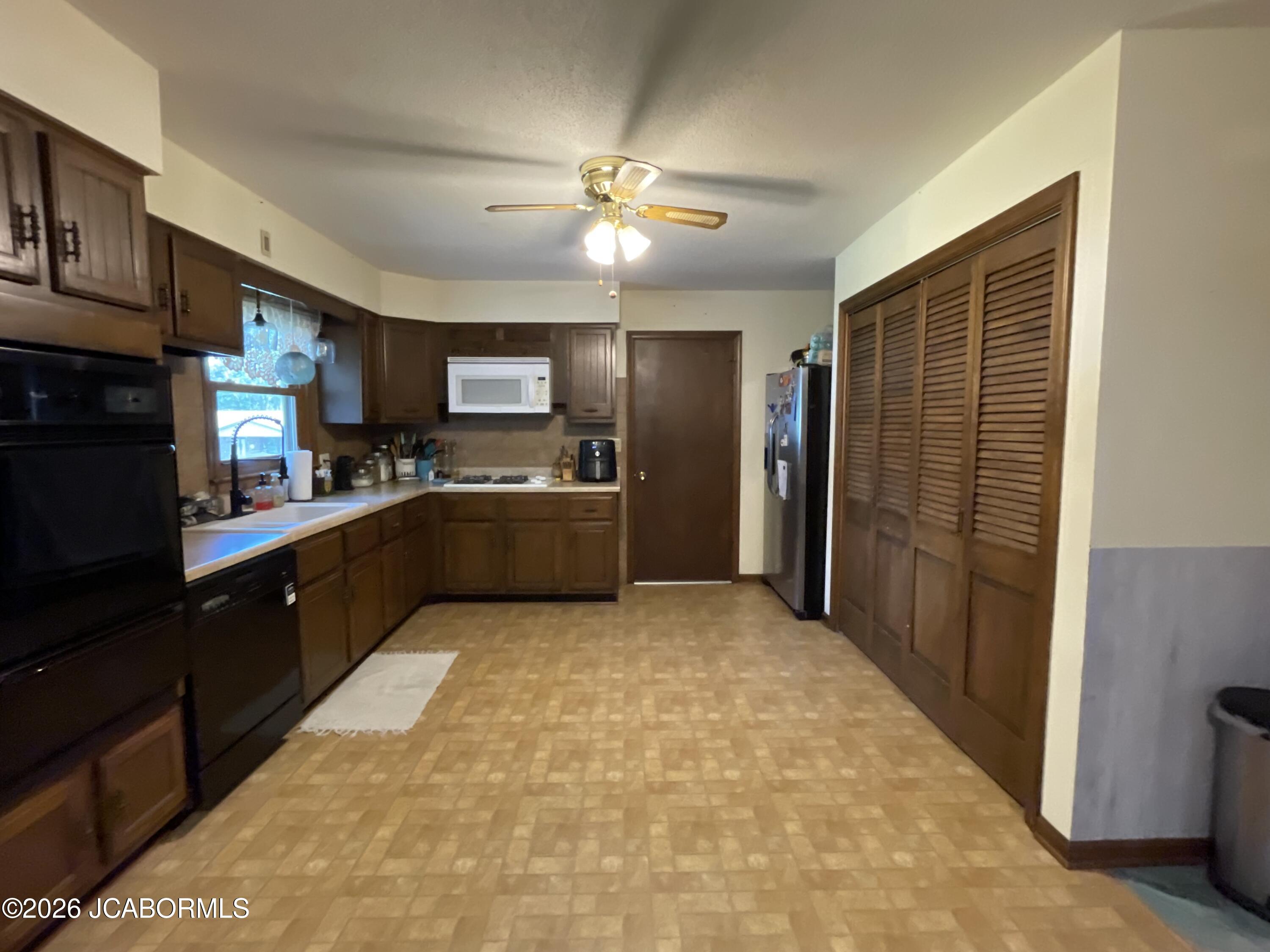 213 Ryan Avenue Property Photo 18