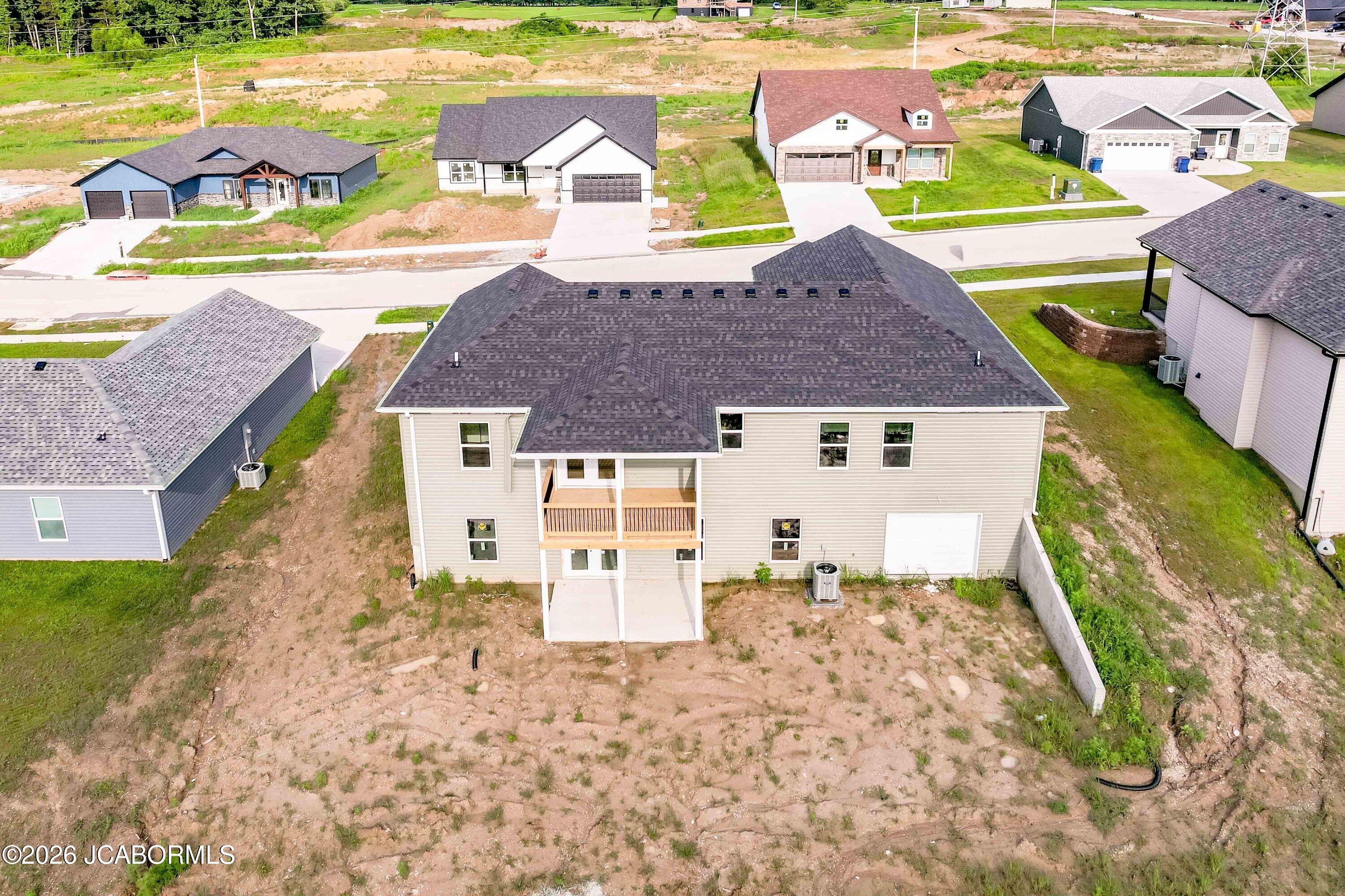 782 Vine Drive Property Photo 4