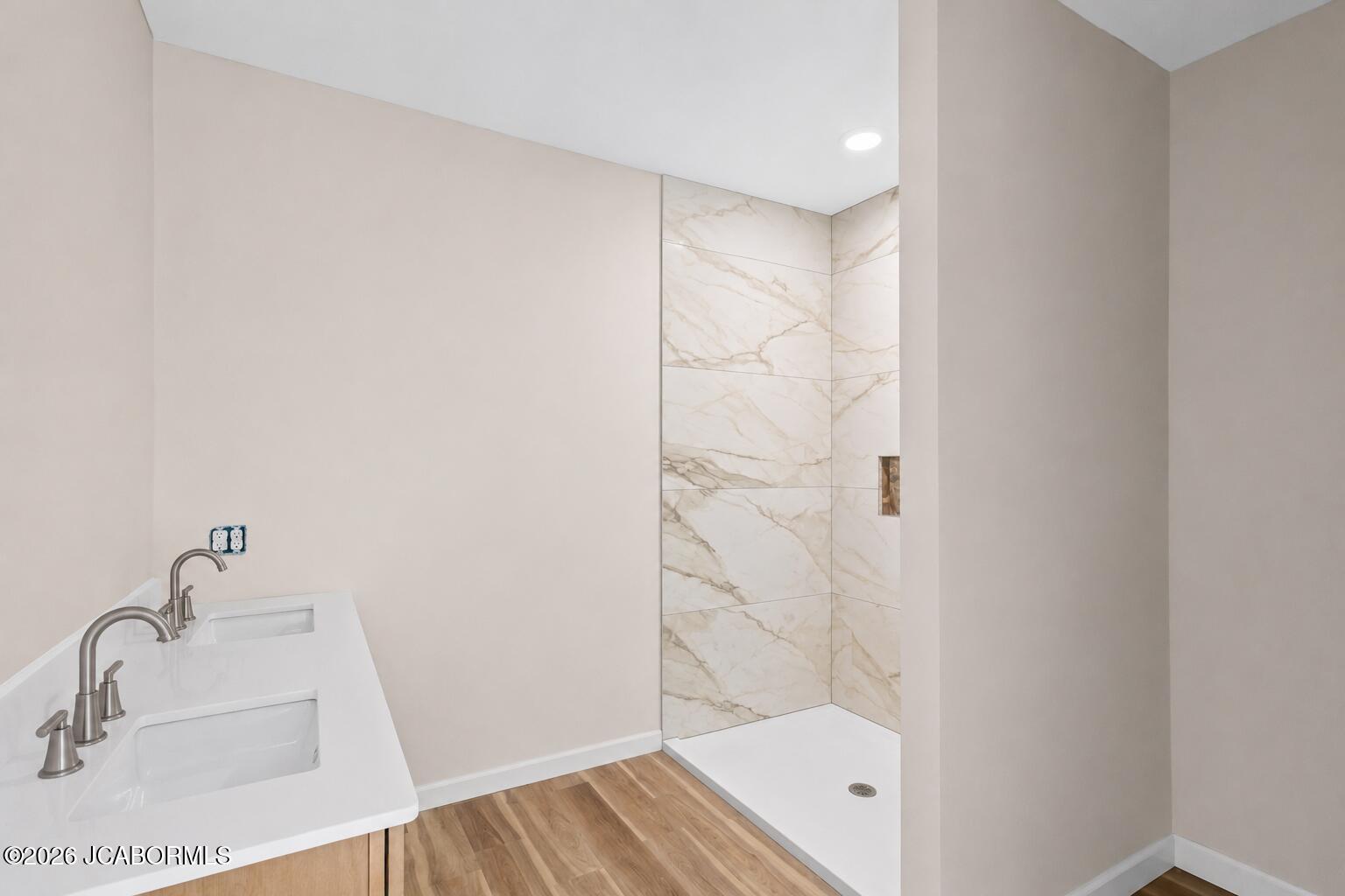 782 Vine Drive Property Photo 21