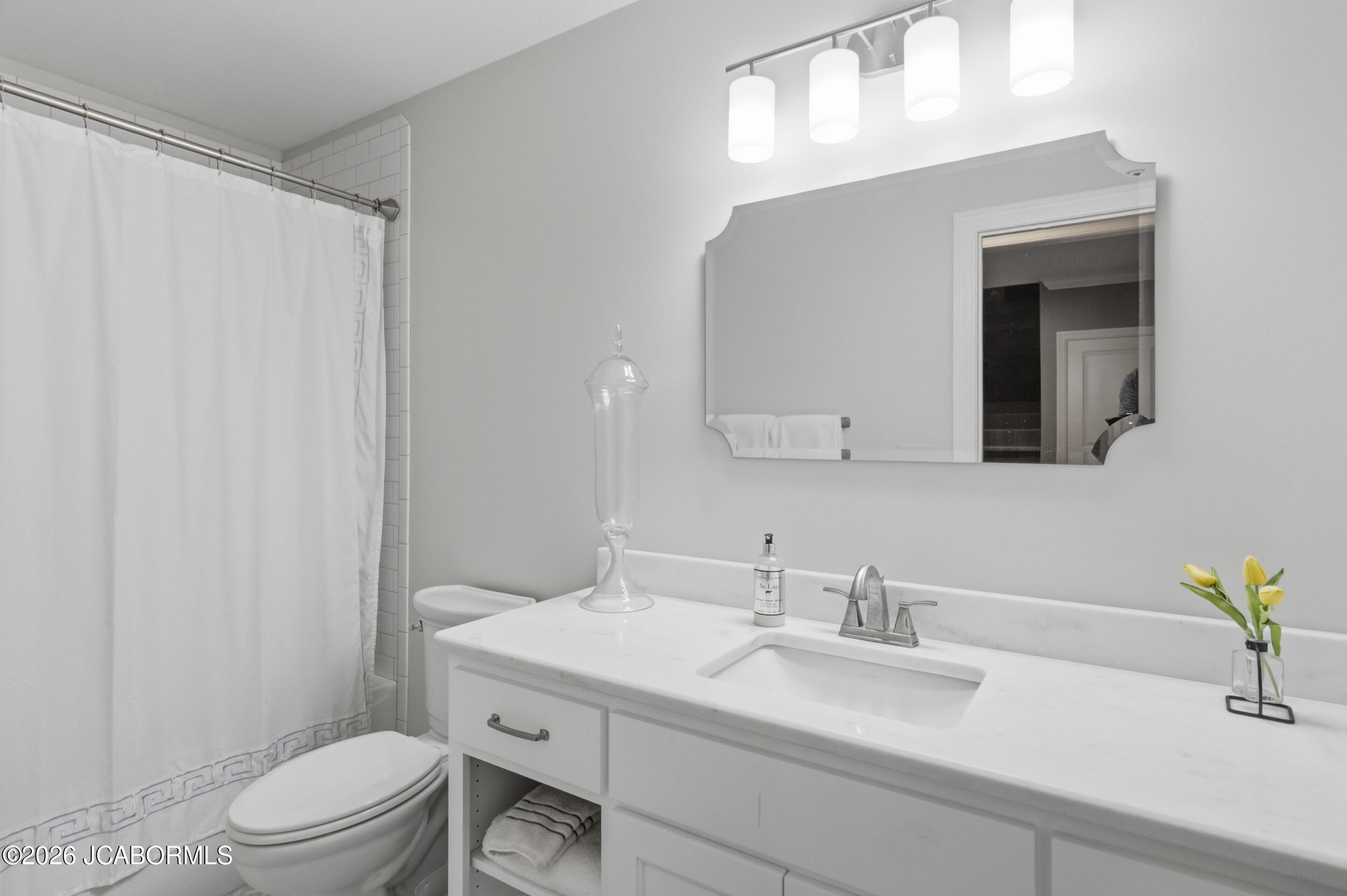 608 Thorngrass Drive Property Photo 22