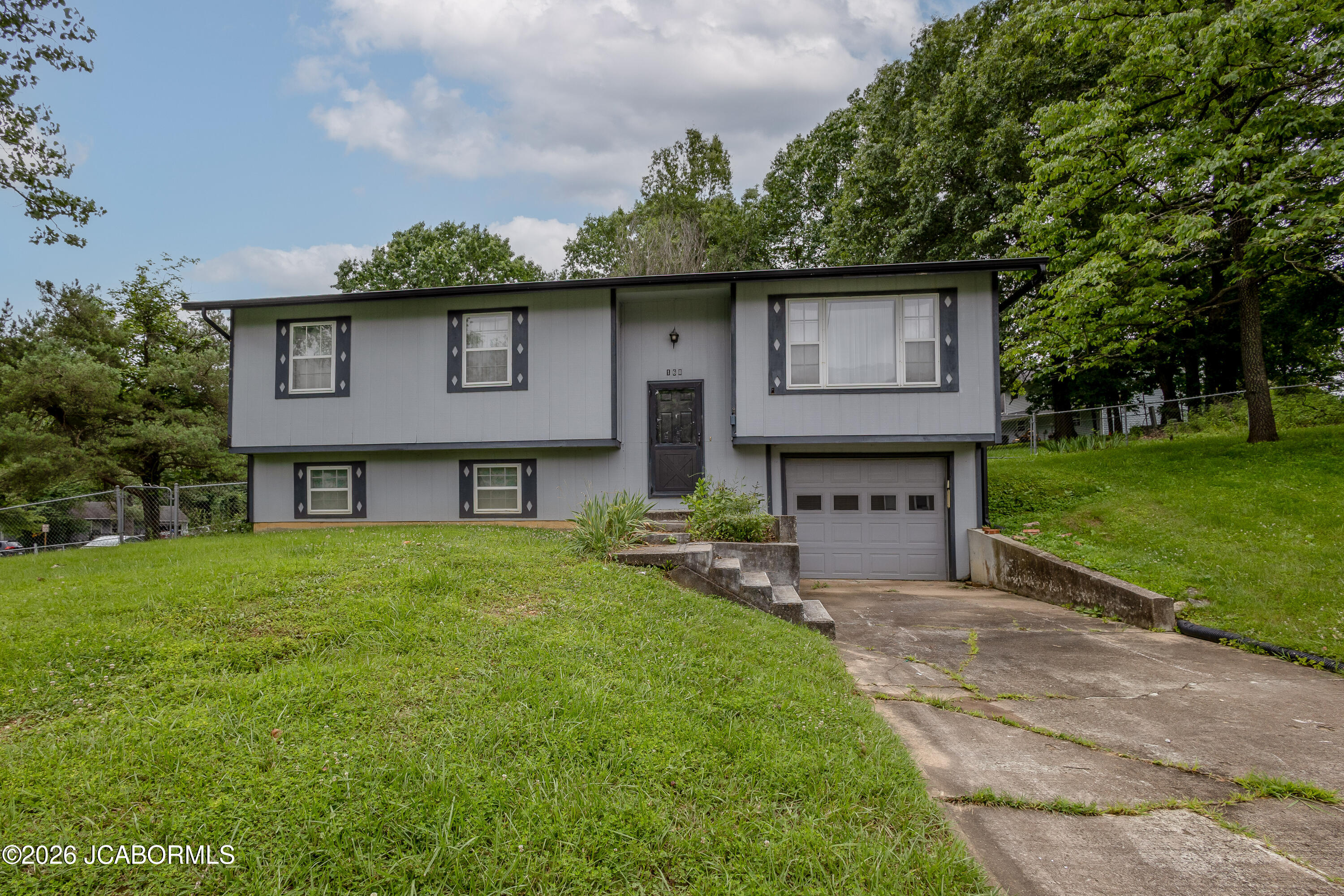 168 E Cedar Court Property Photo 1