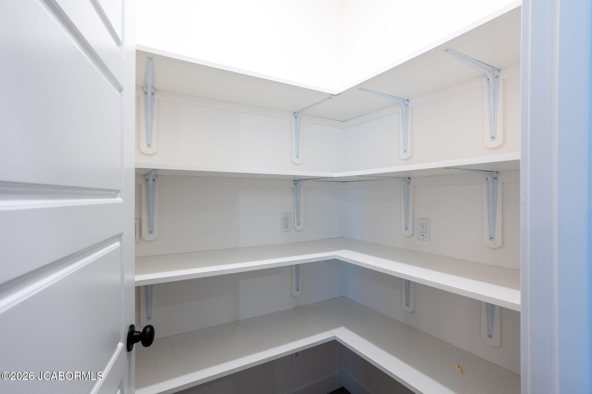 15255 Amendment Road Property Photo 8