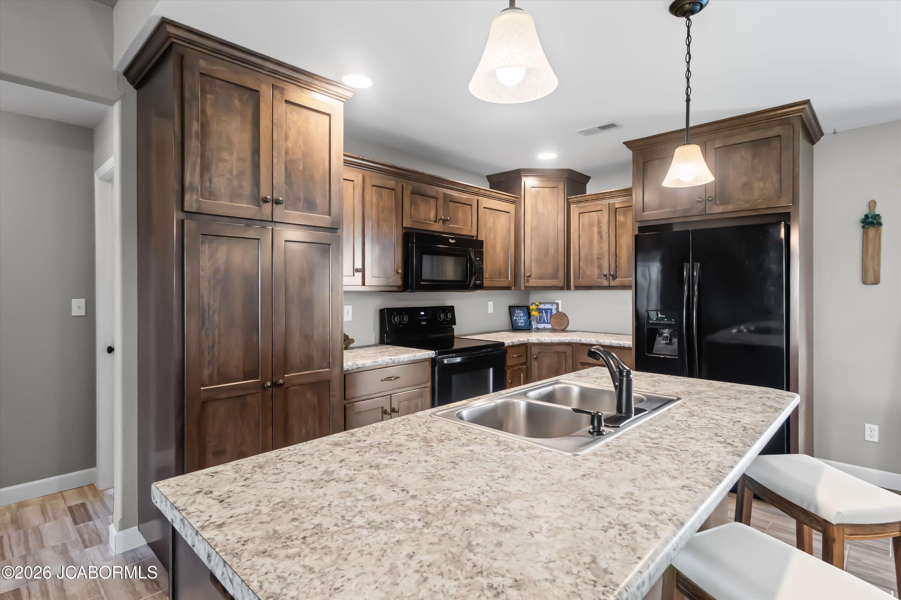 5235 Shamrock Road Property Photo 13