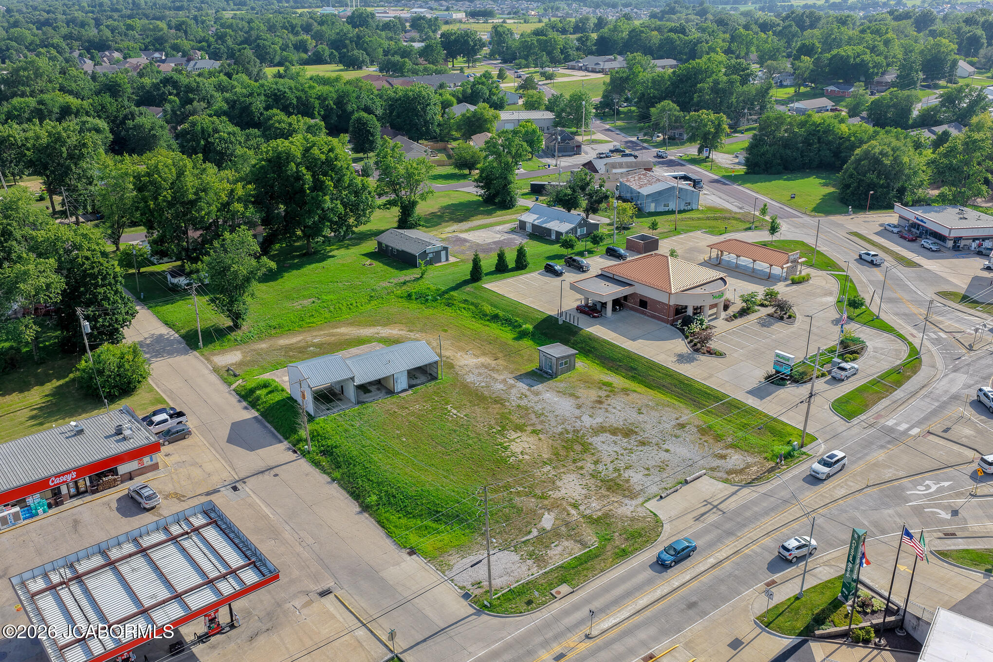402 E Broadway Property Photo 10
