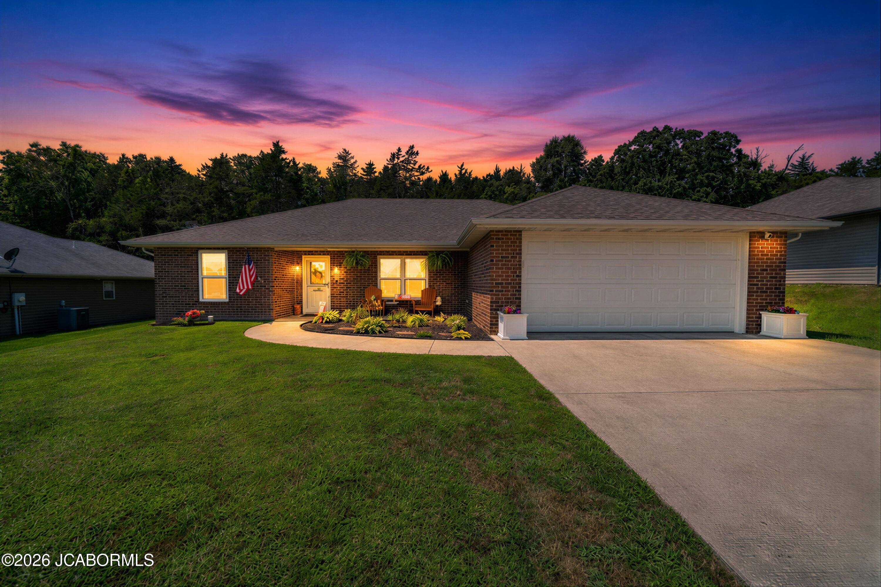 305 Davis Drive Property Photo 1