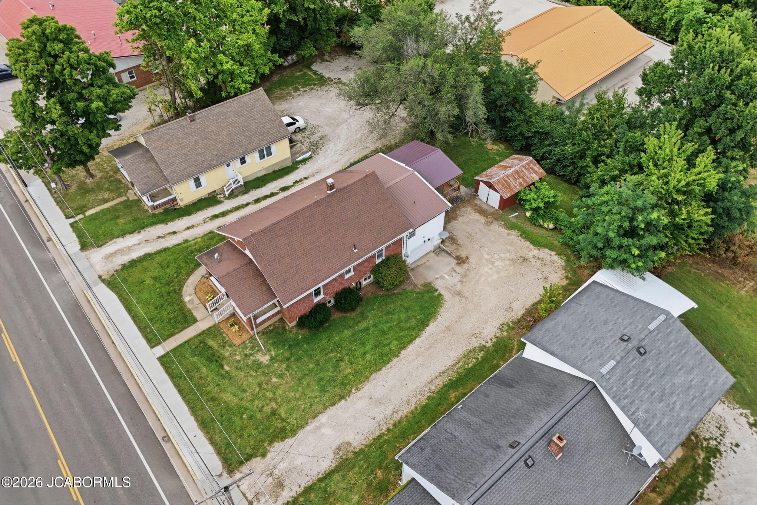 1109 E Main Street Property Photo 37