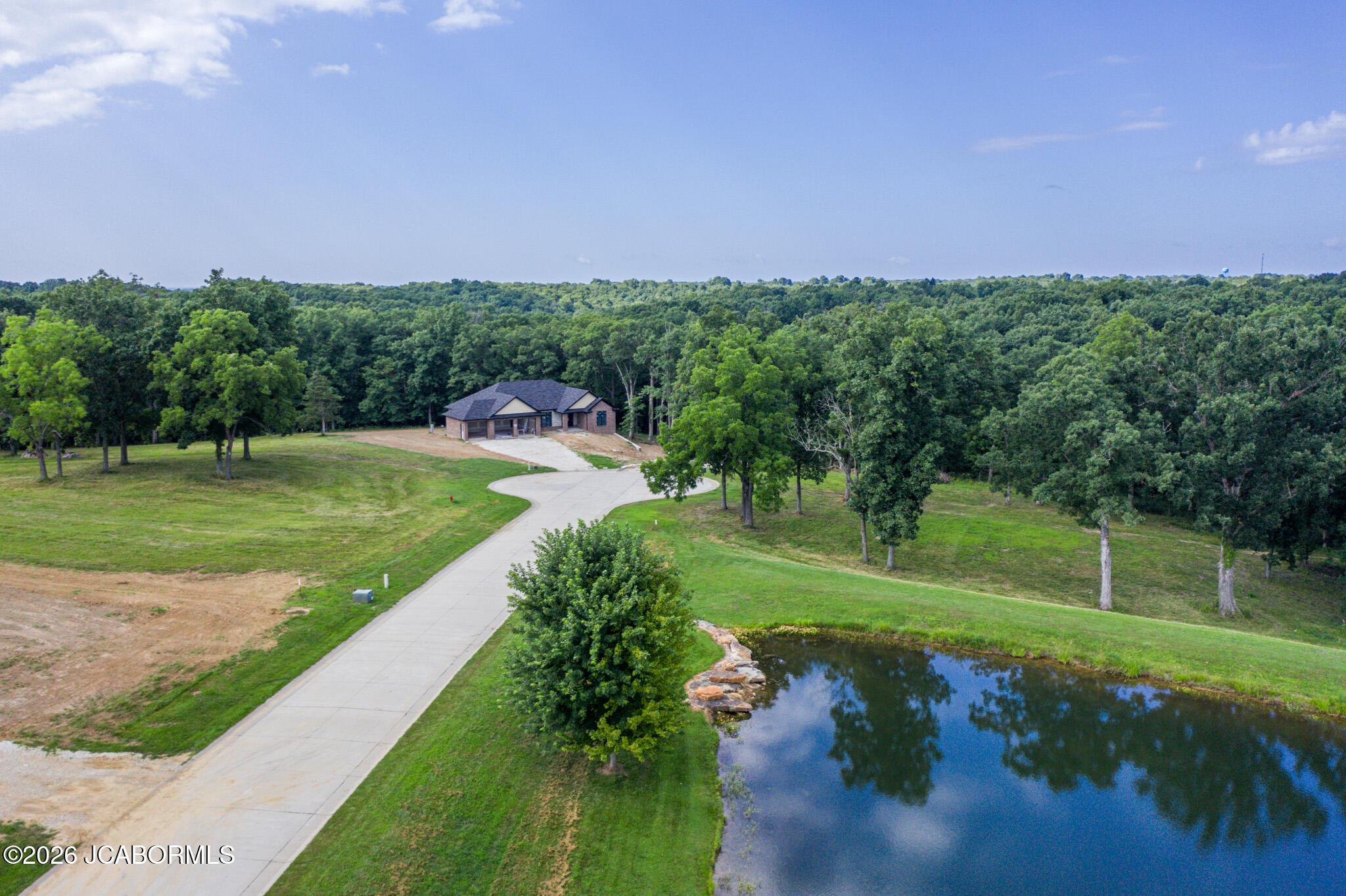 2680 Eagle View Spur Property Photo 4