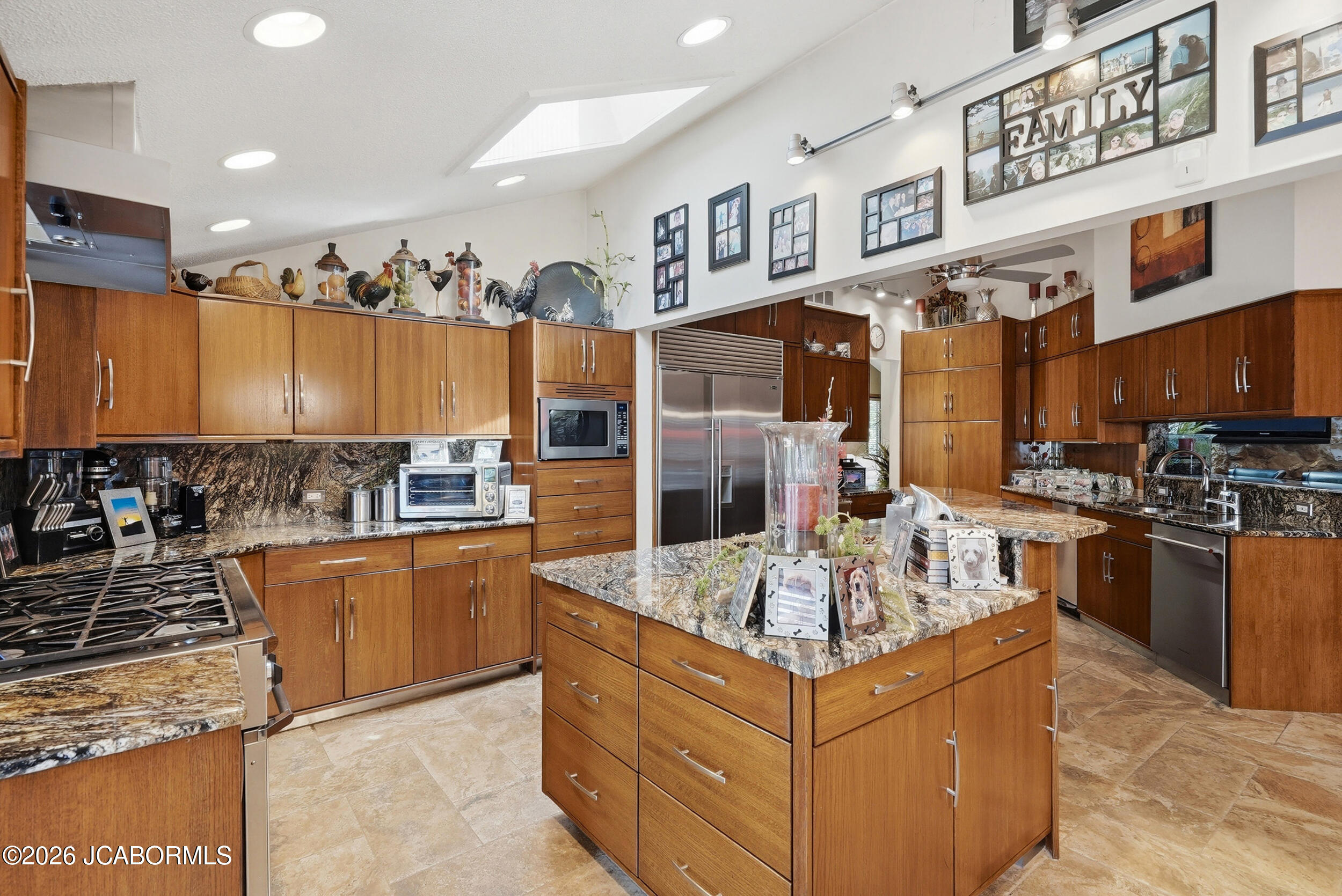 7268 E North Shore Drive Property Photo 16