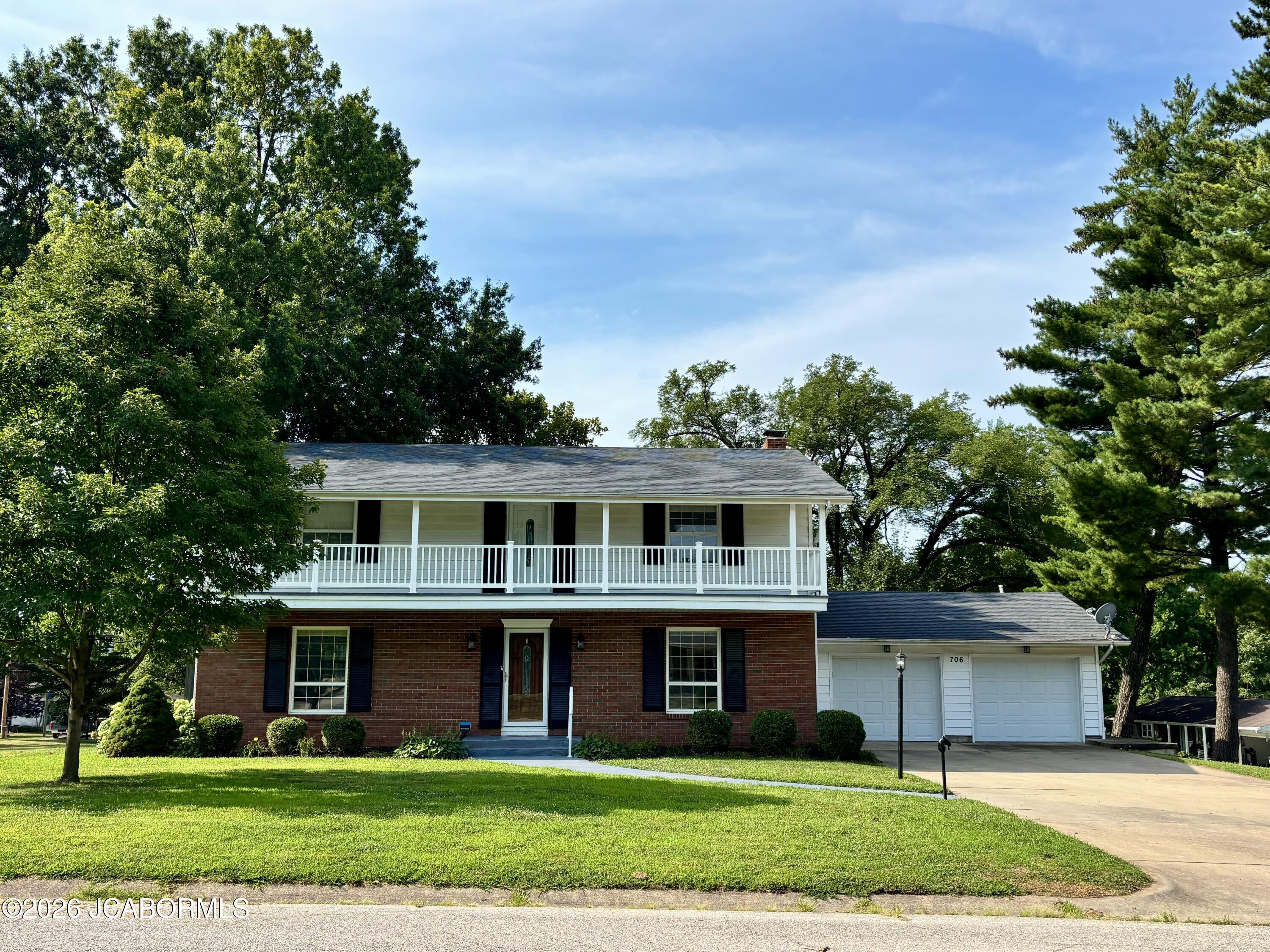 706 PROCTOR DRIVE