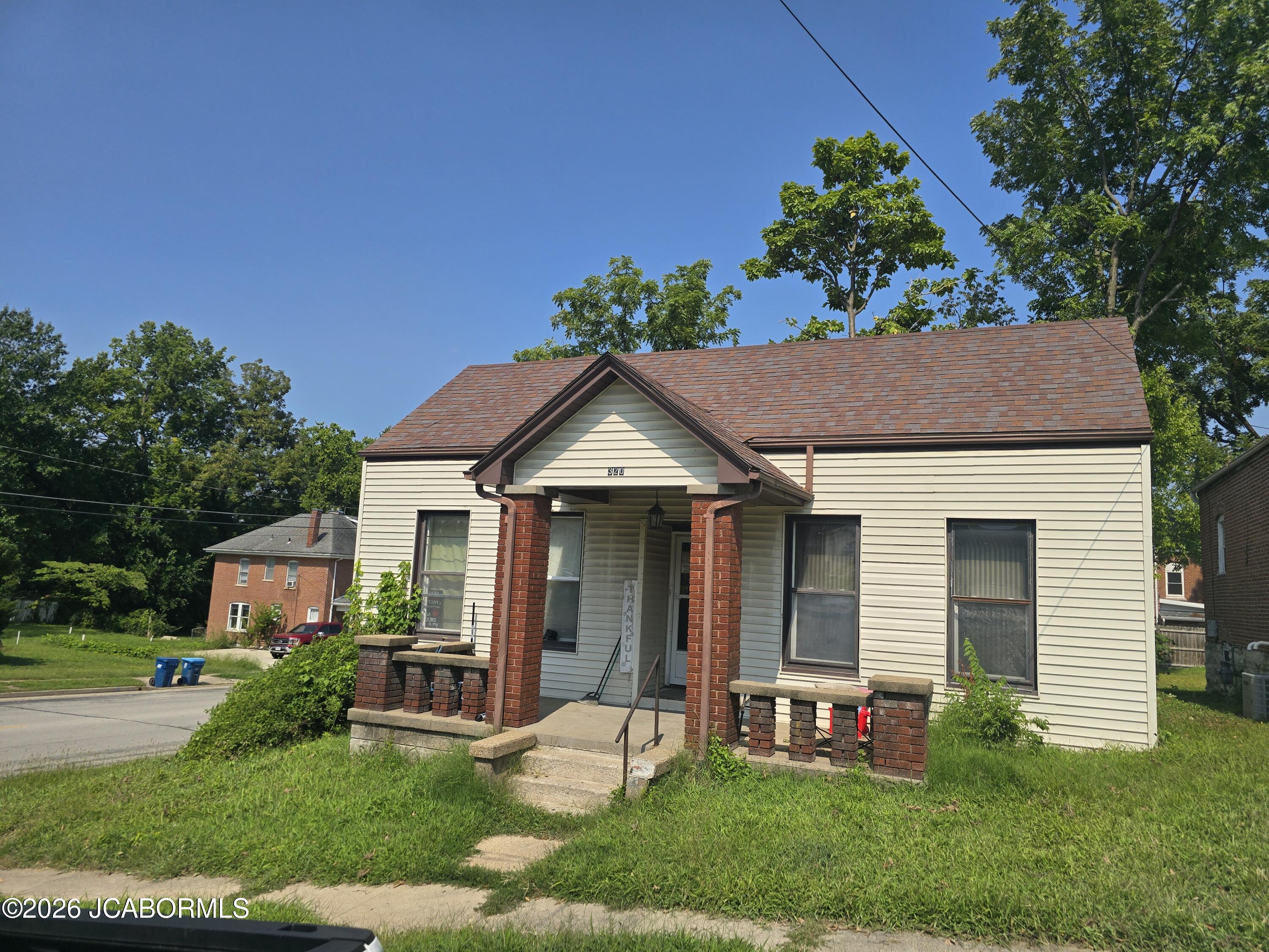 320 Cherry Street Property Photo 1