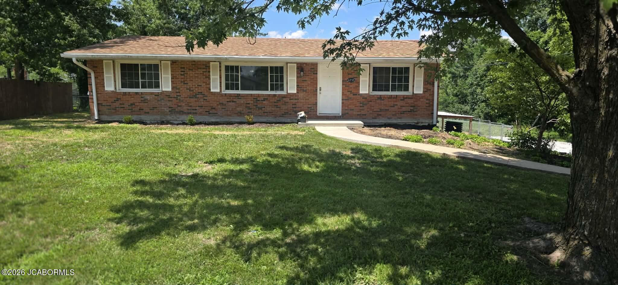6735 N Nelson Drive Property Photo 1