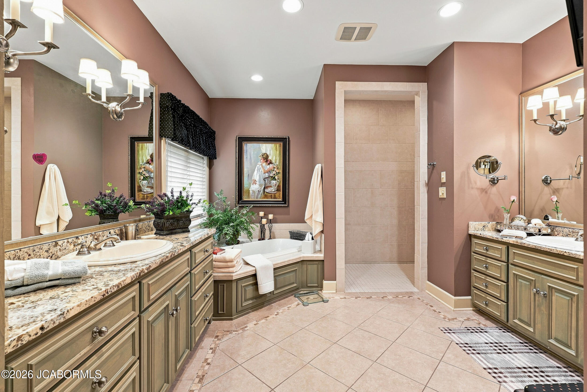 611 S Eagle Trace Property Photo 33