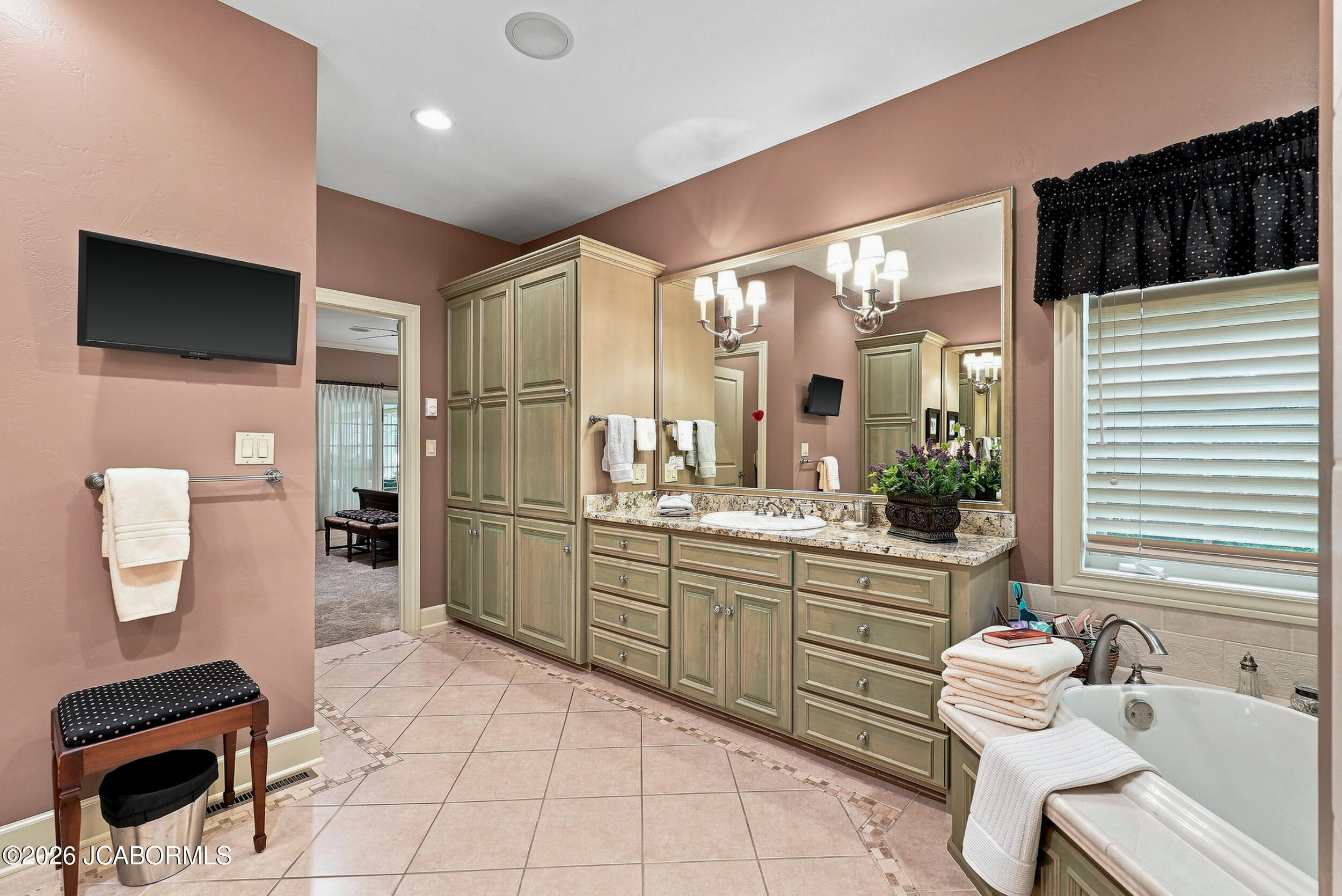 611 S Eagle Trace Property Photo 35