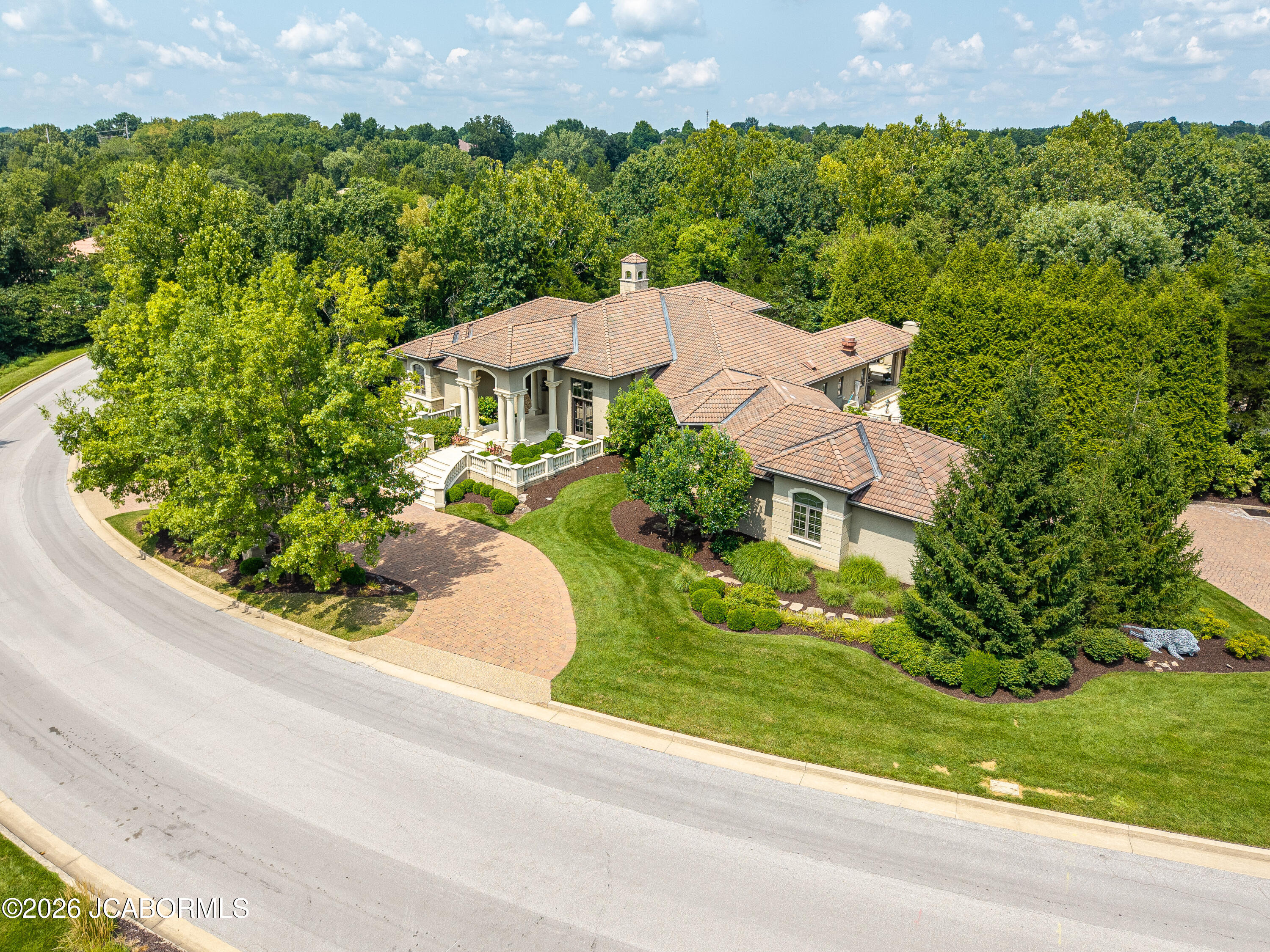 723 Turnberry Drive Property Photo 1