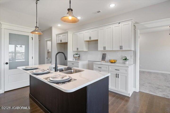 2425 Kirk Drive Property Photo 8