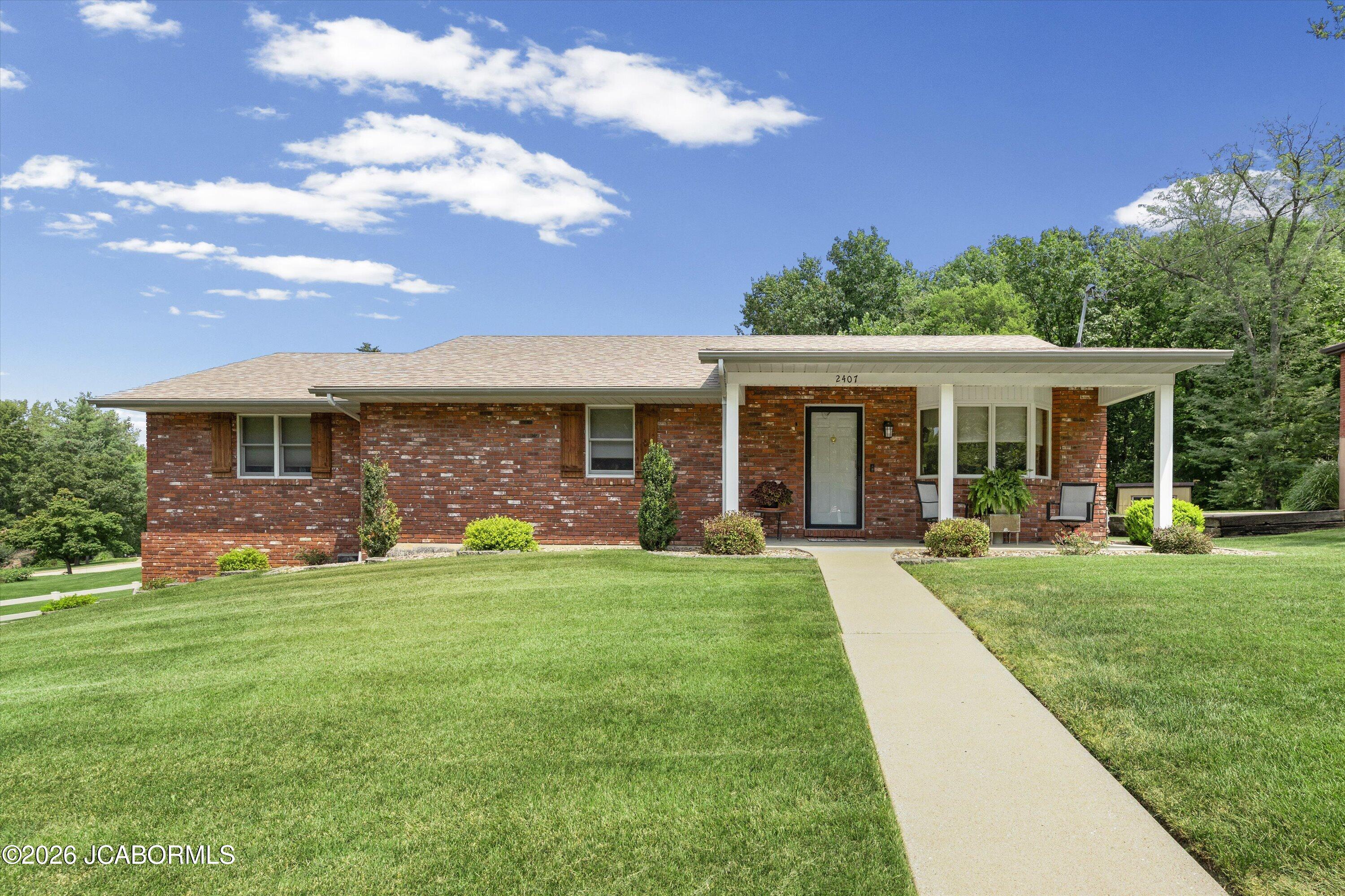 2407 Scenic Drive Property Photo 1