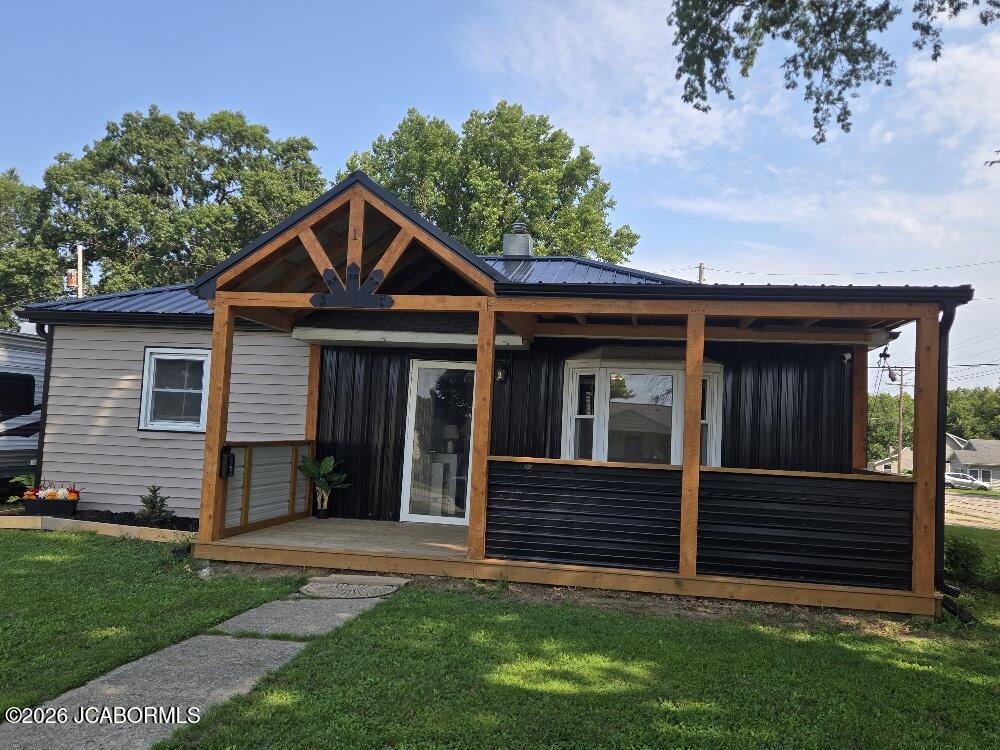 1 Lakeside Place Property Photo 1