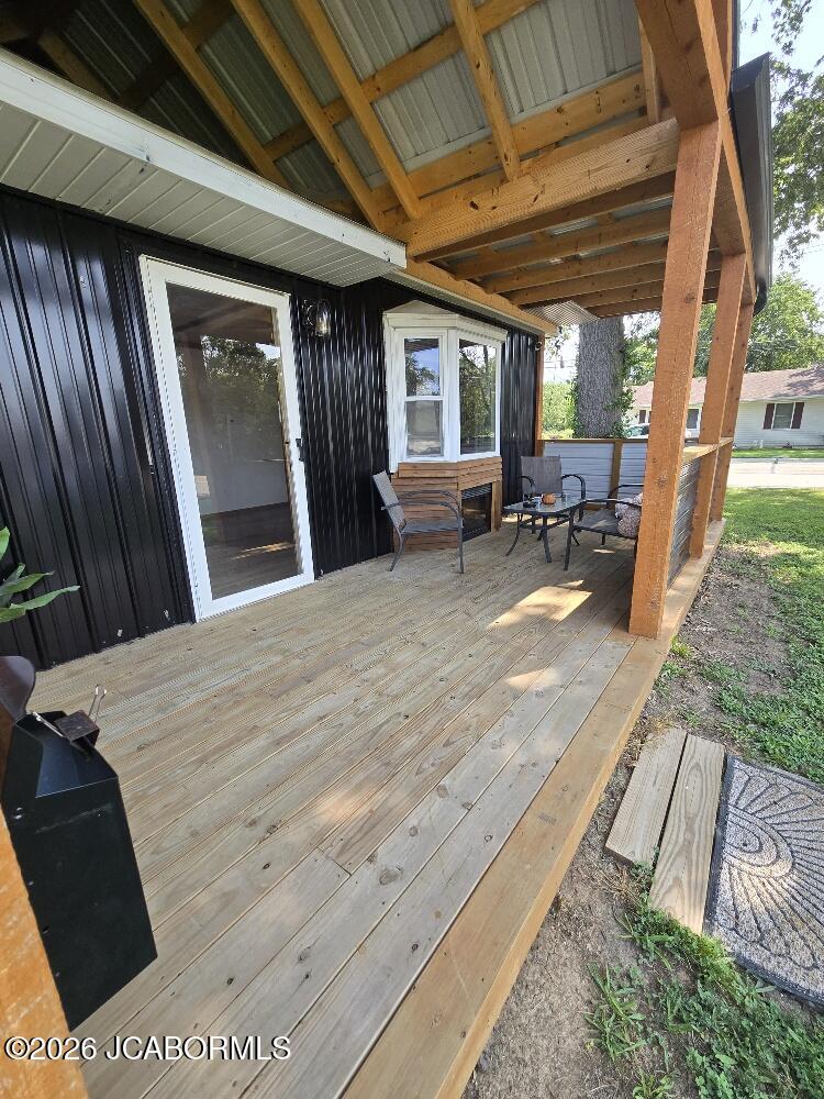 1 Lakeside Place Property Photo 4
