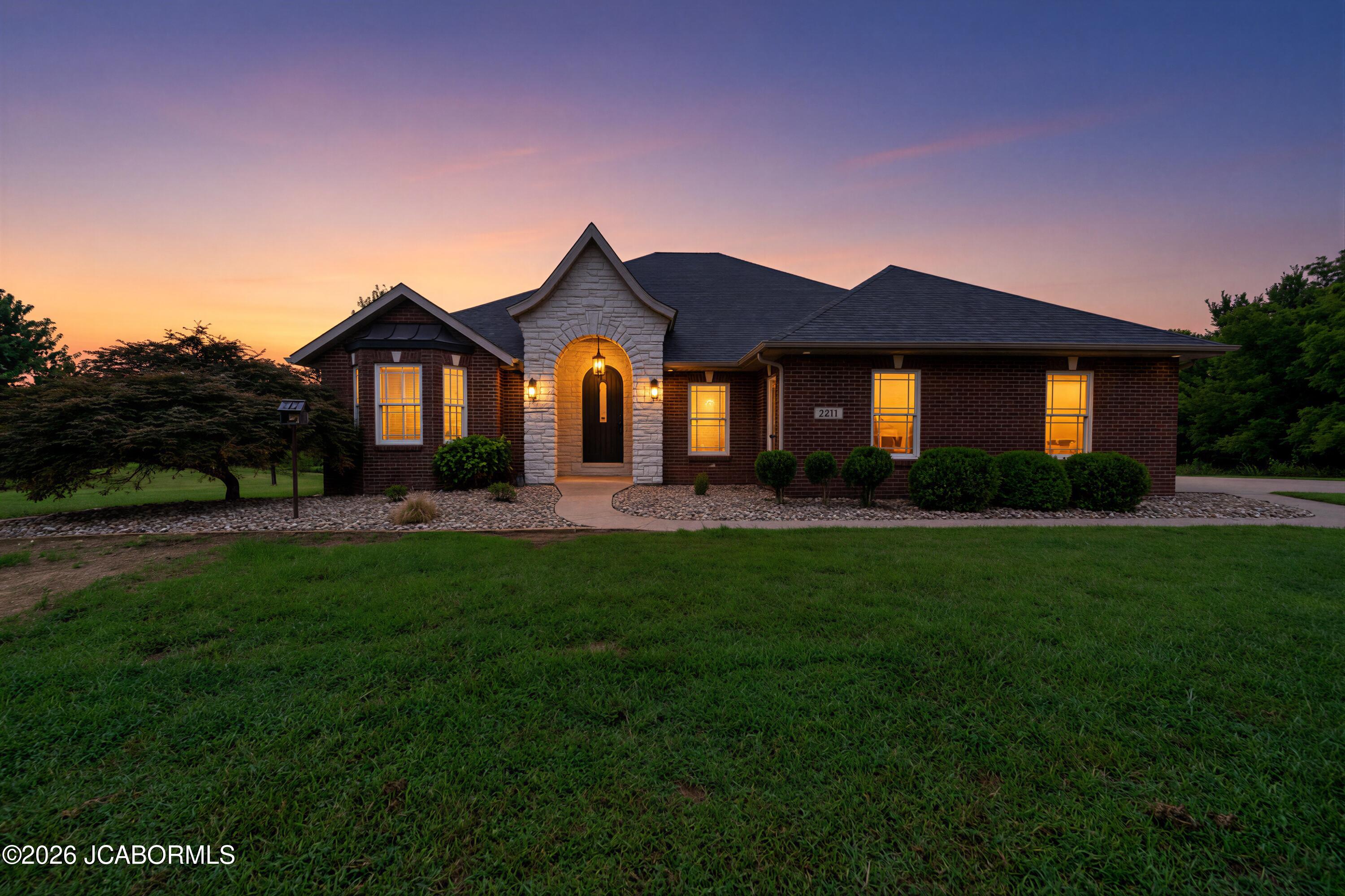 2211 Atelier Drive Property Photo 3