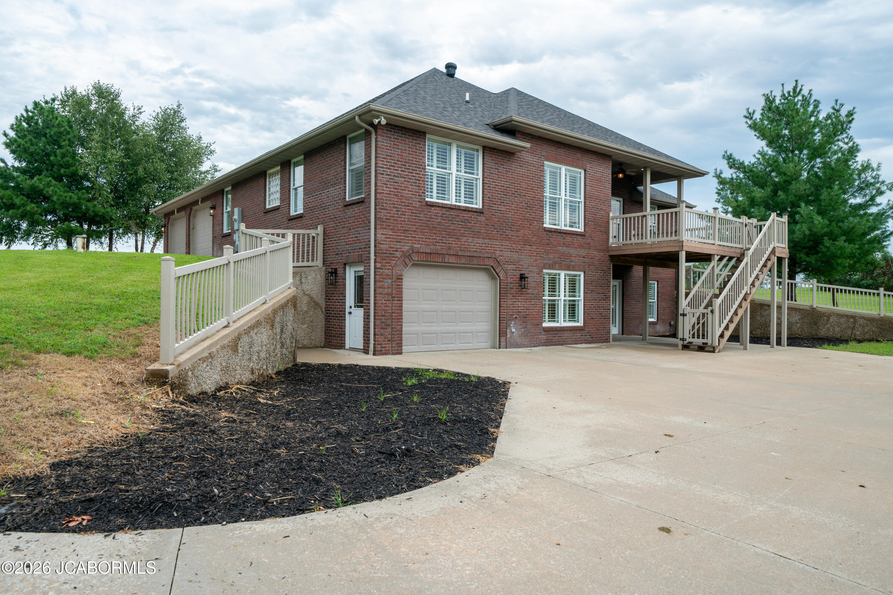 2211 Atelier Drive Property Photo 16