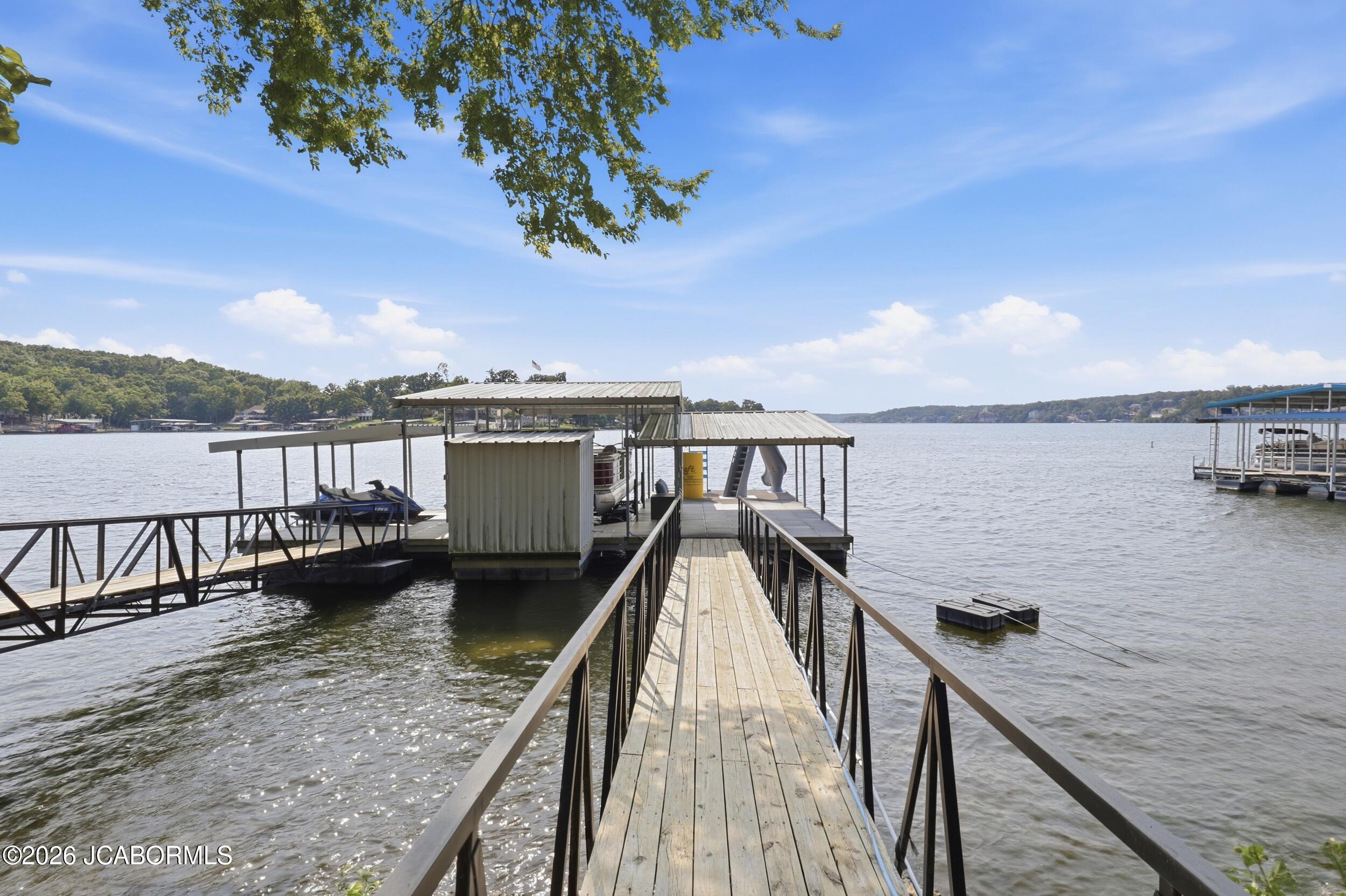 209 Cameo Point Property Photo 13