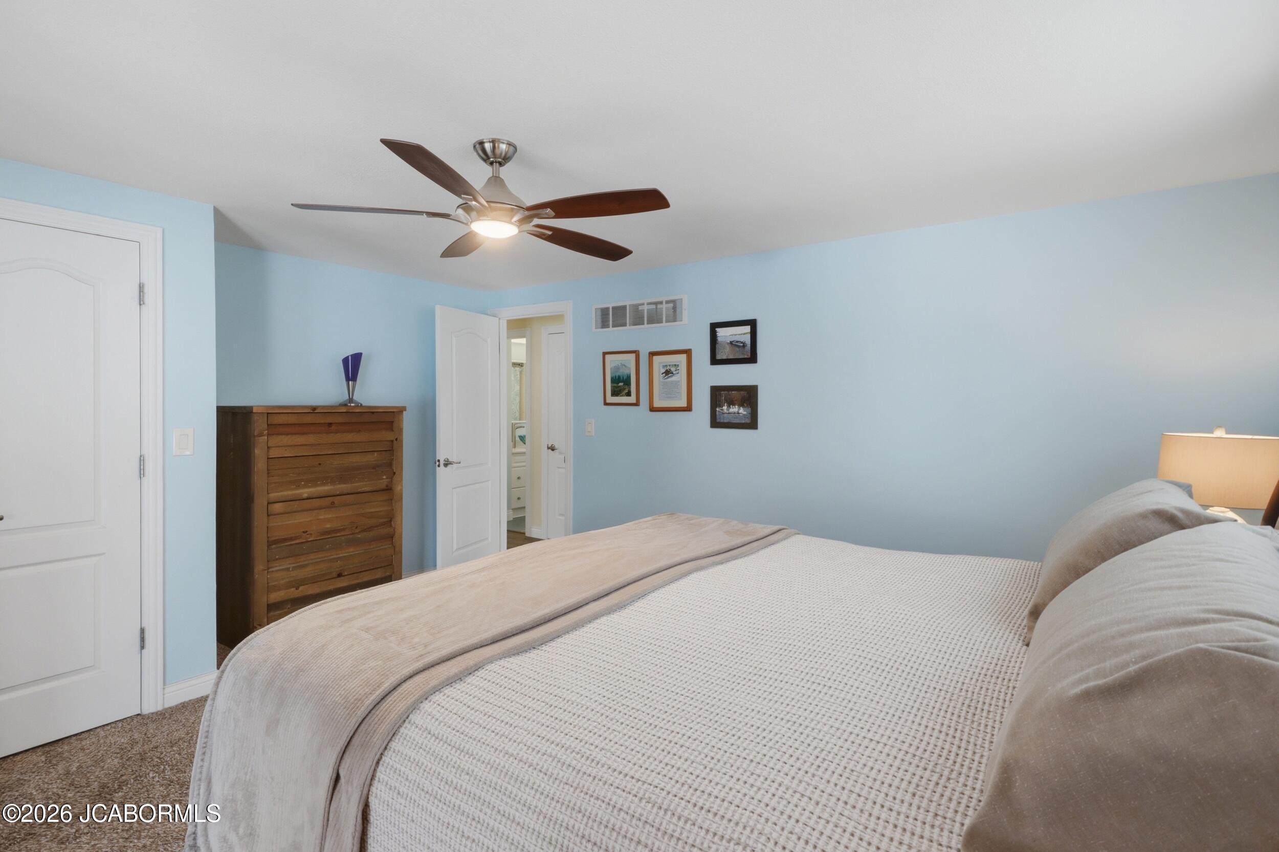 209 Cameo Point Property Photo 27