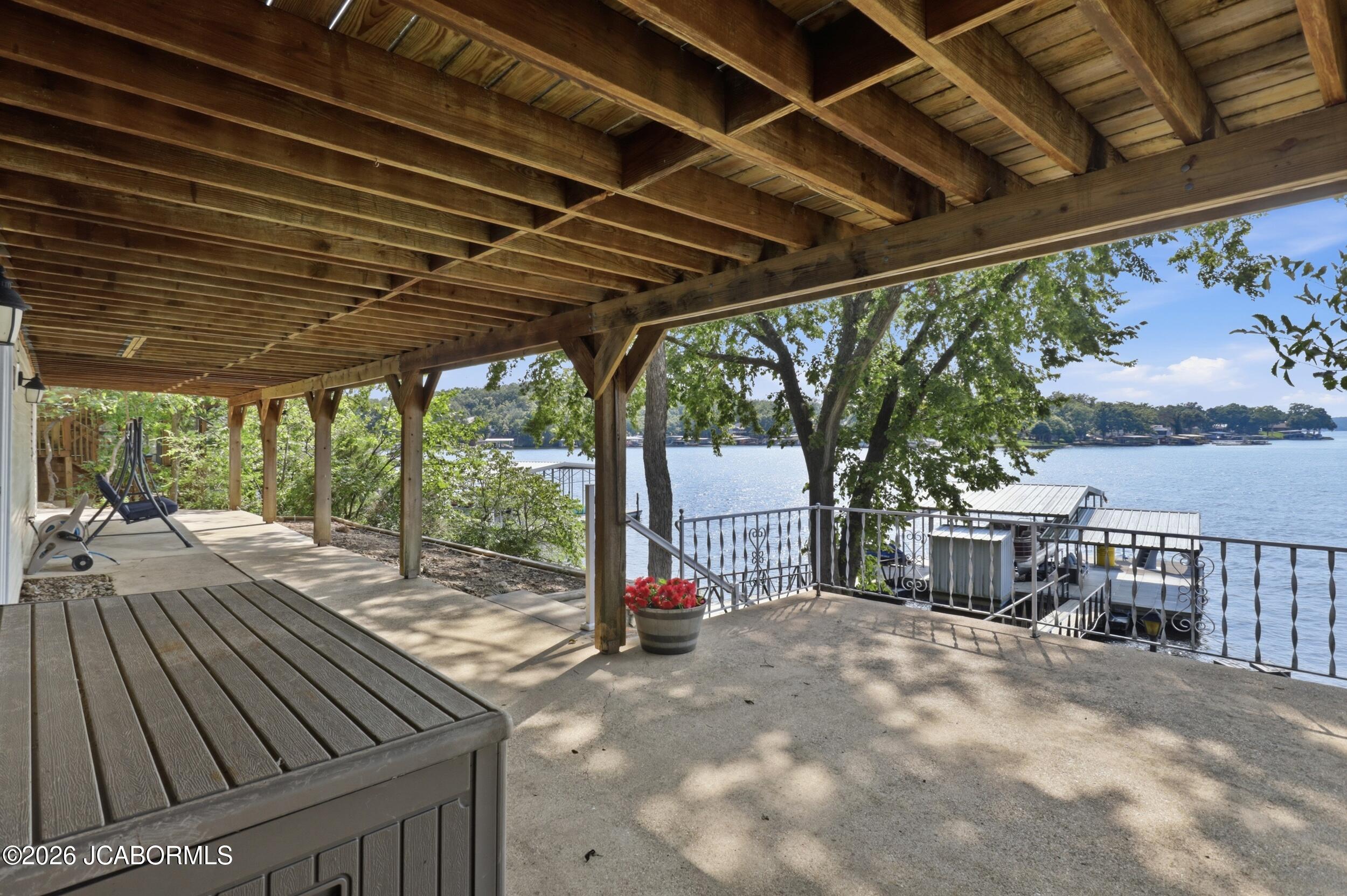 209 Cameo Point Property Photo 29