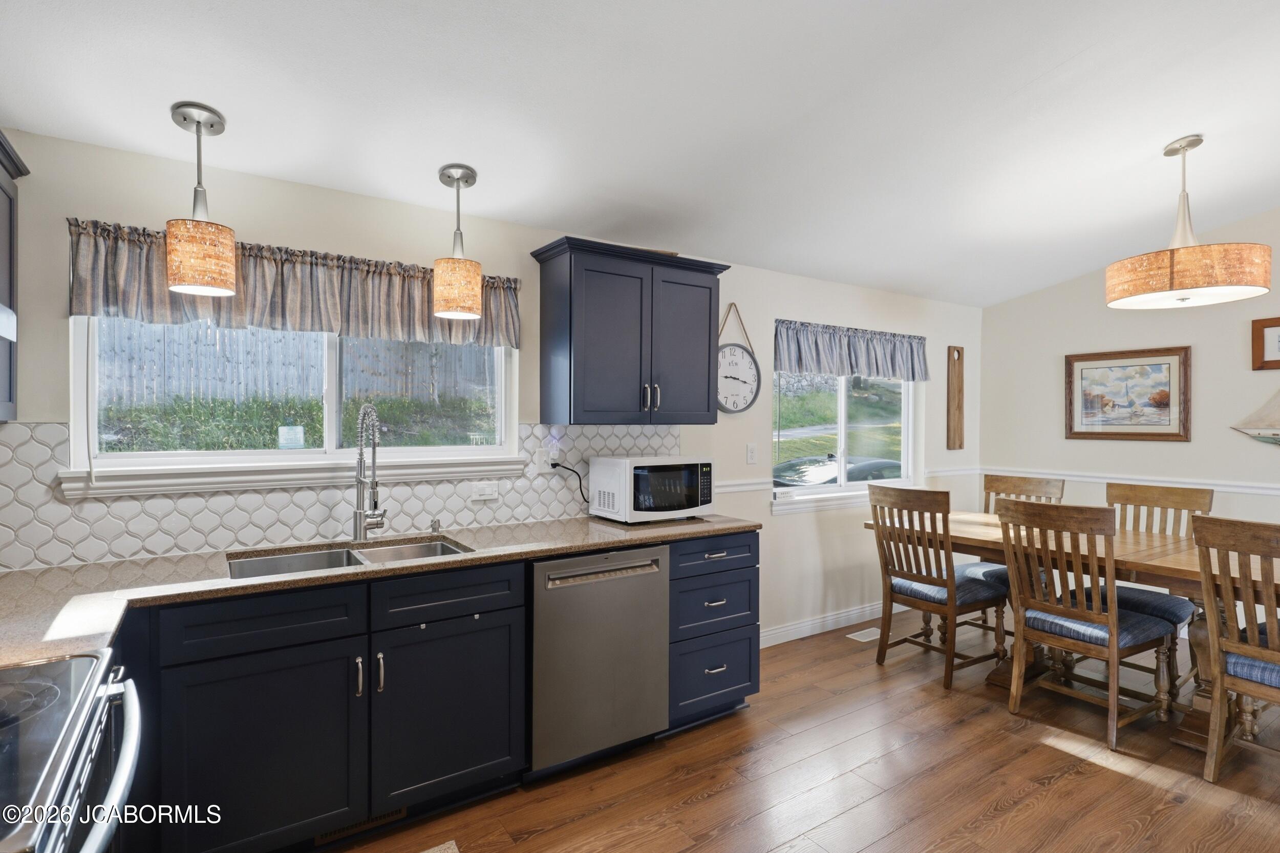 209 Cameo Point Property Photo 45