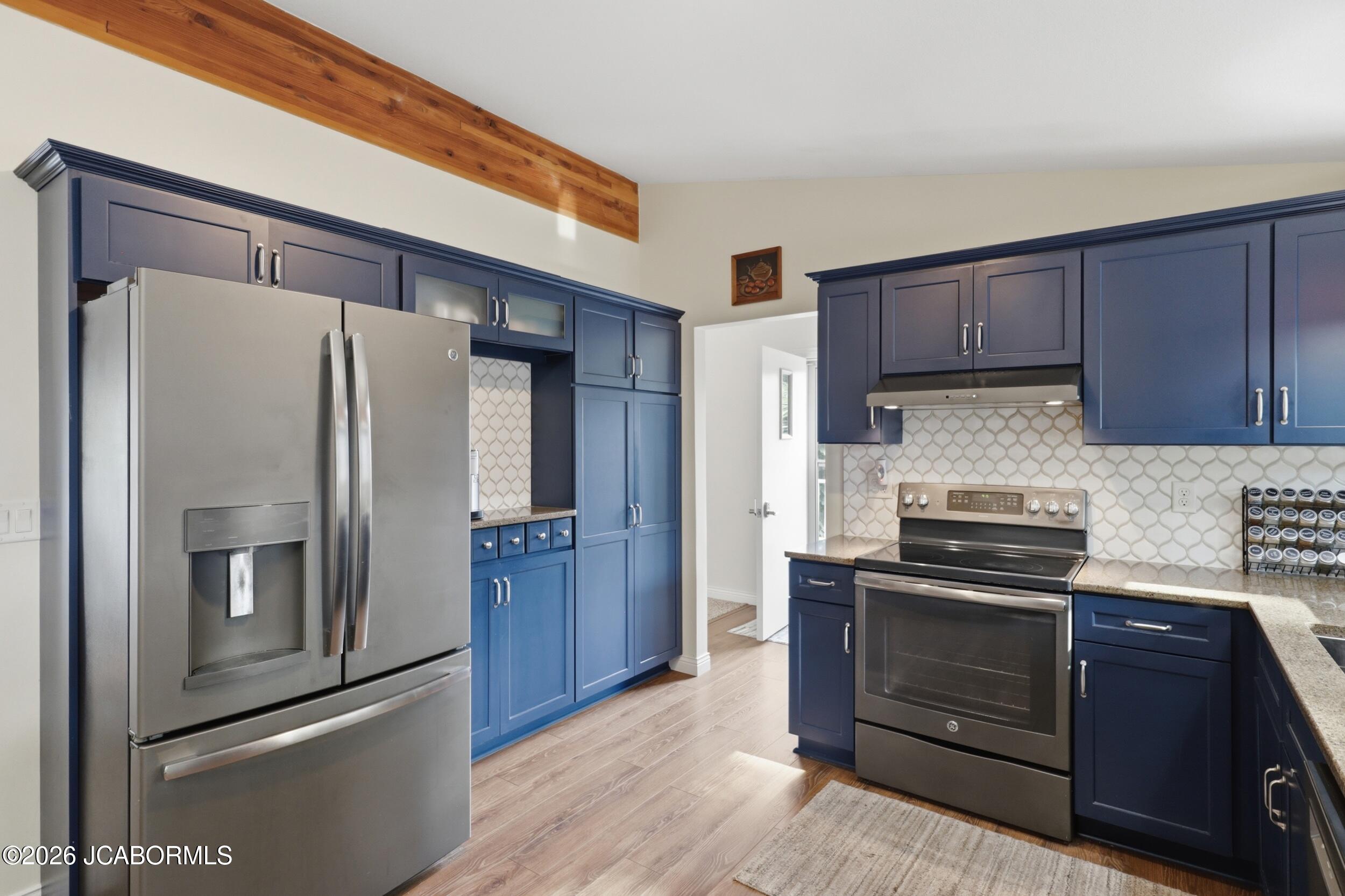 209 Cameo Point Property Photo 46
