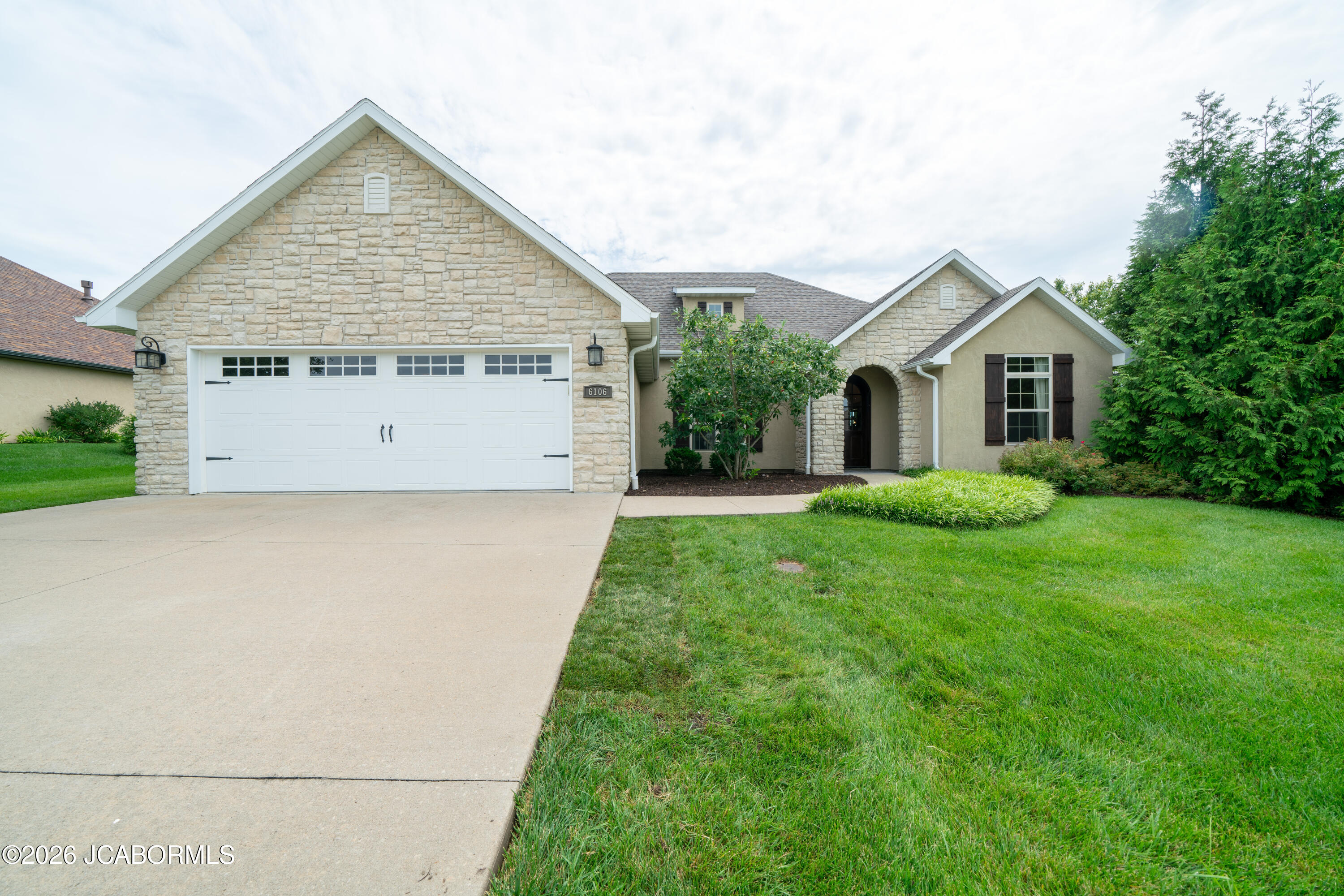 6106 Ivory Lane Property Photo 1