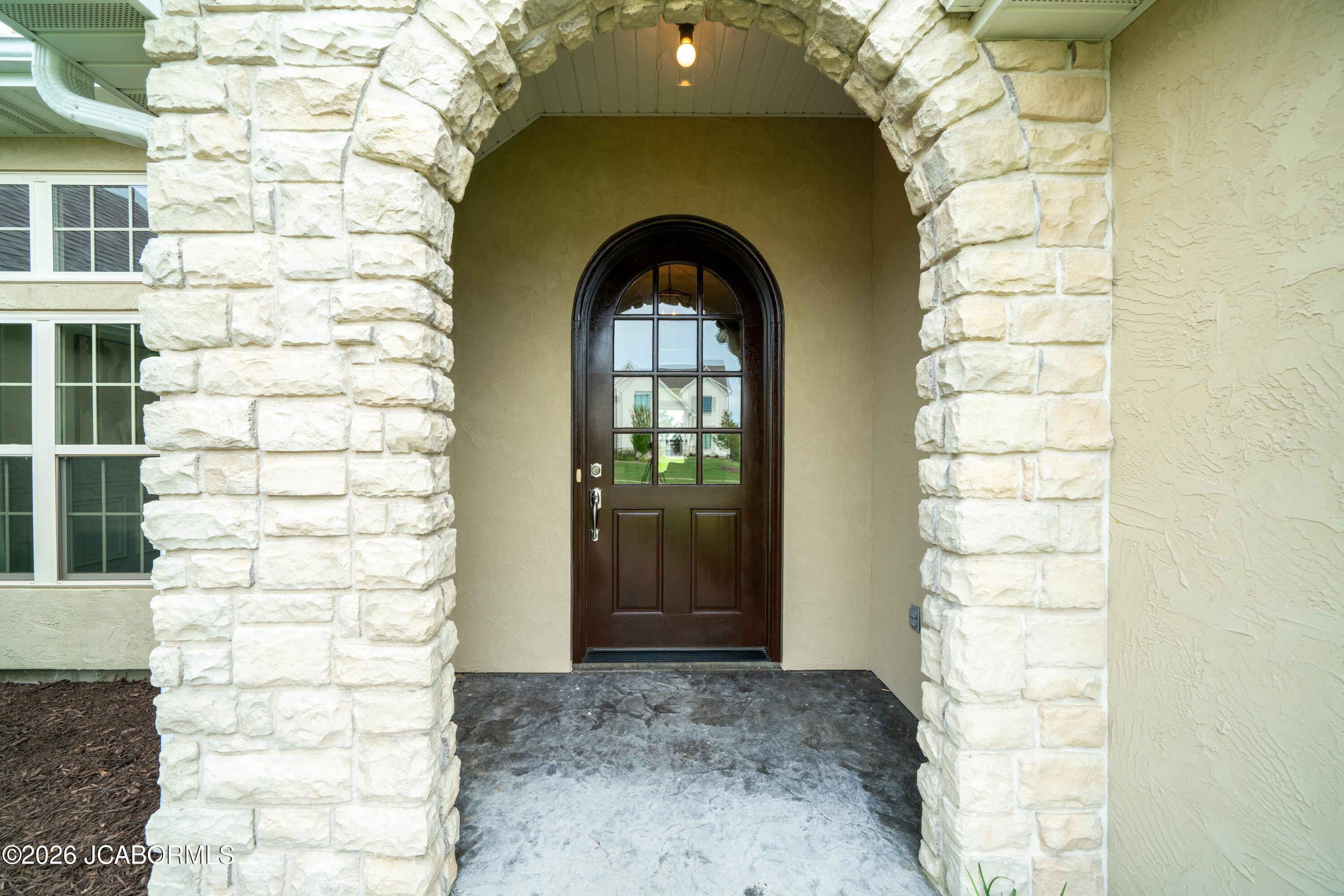 6106 Ivory Lane Property Photo 8