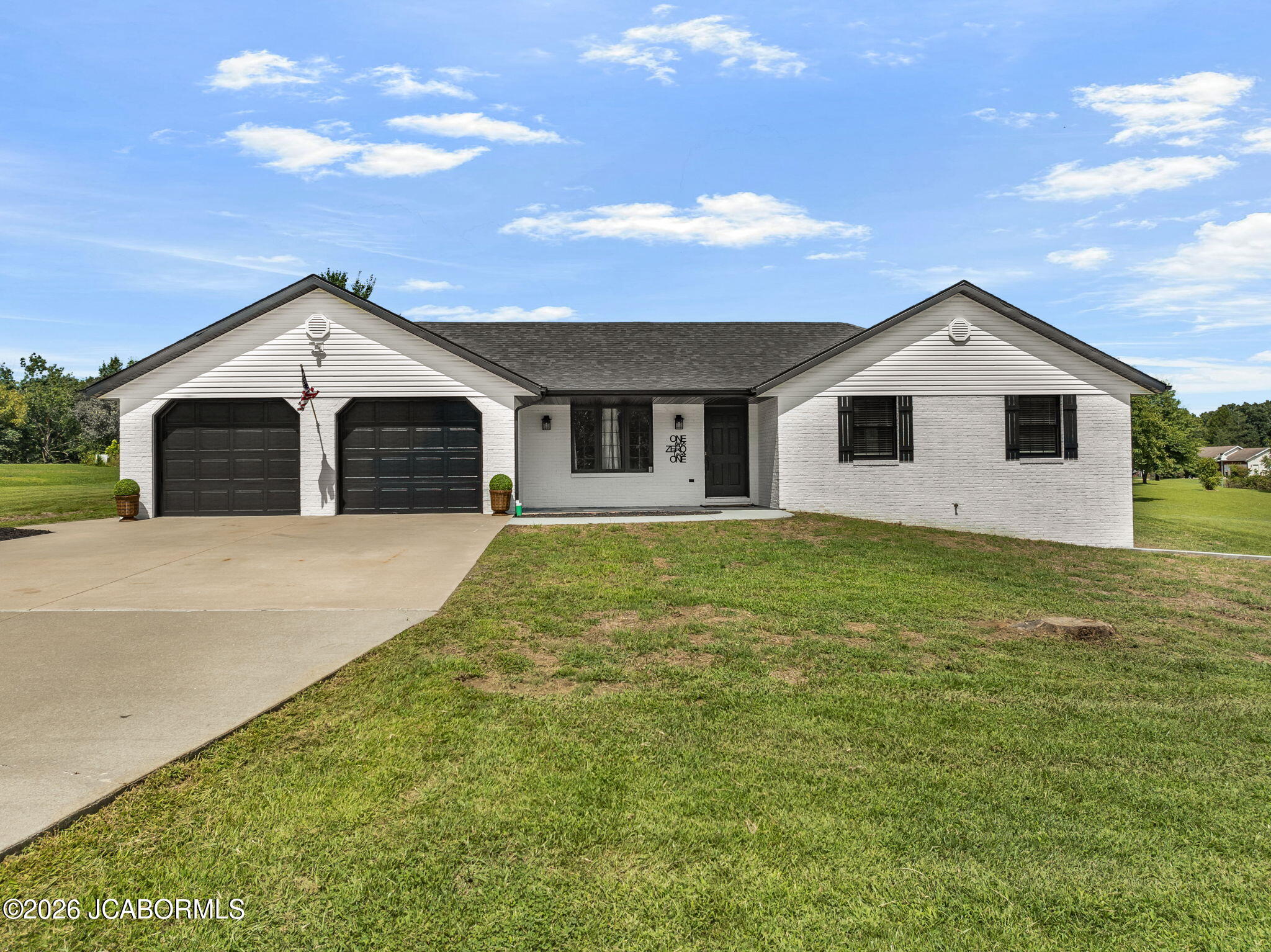 11021 Maple Leaf Lane Property Photo 1