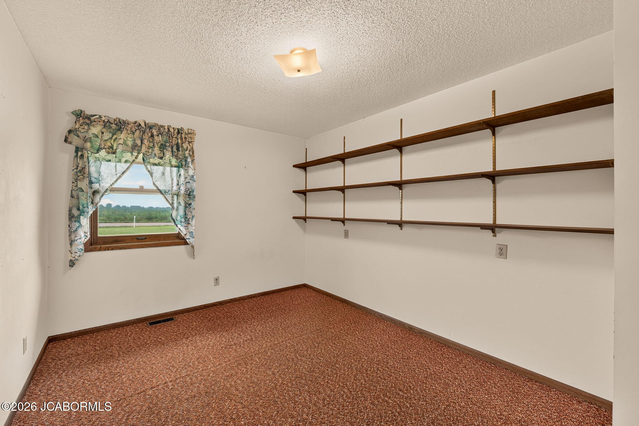 10206 State Route 52 Property Photo 21