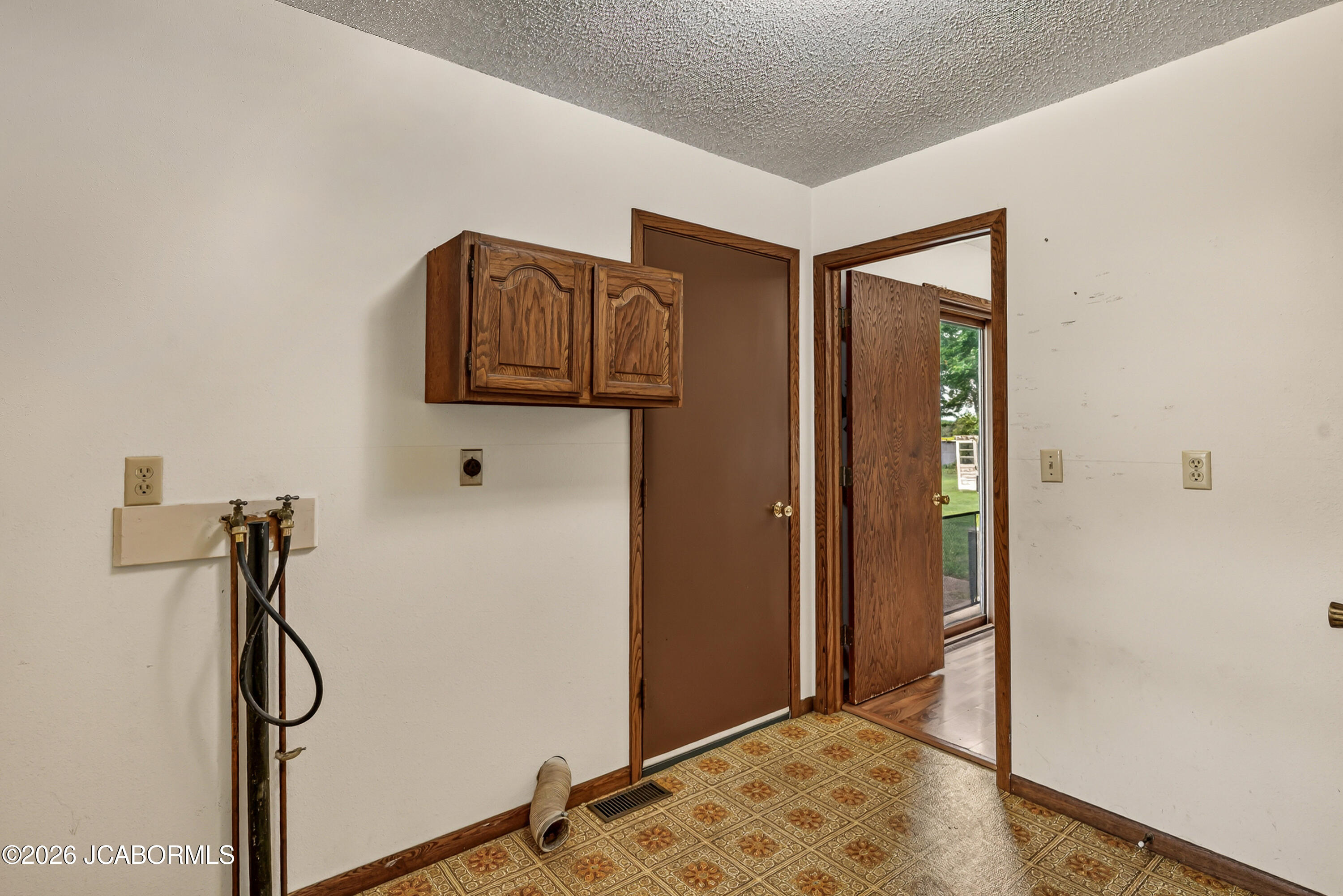 10206 State Route 52 Property Photo 23