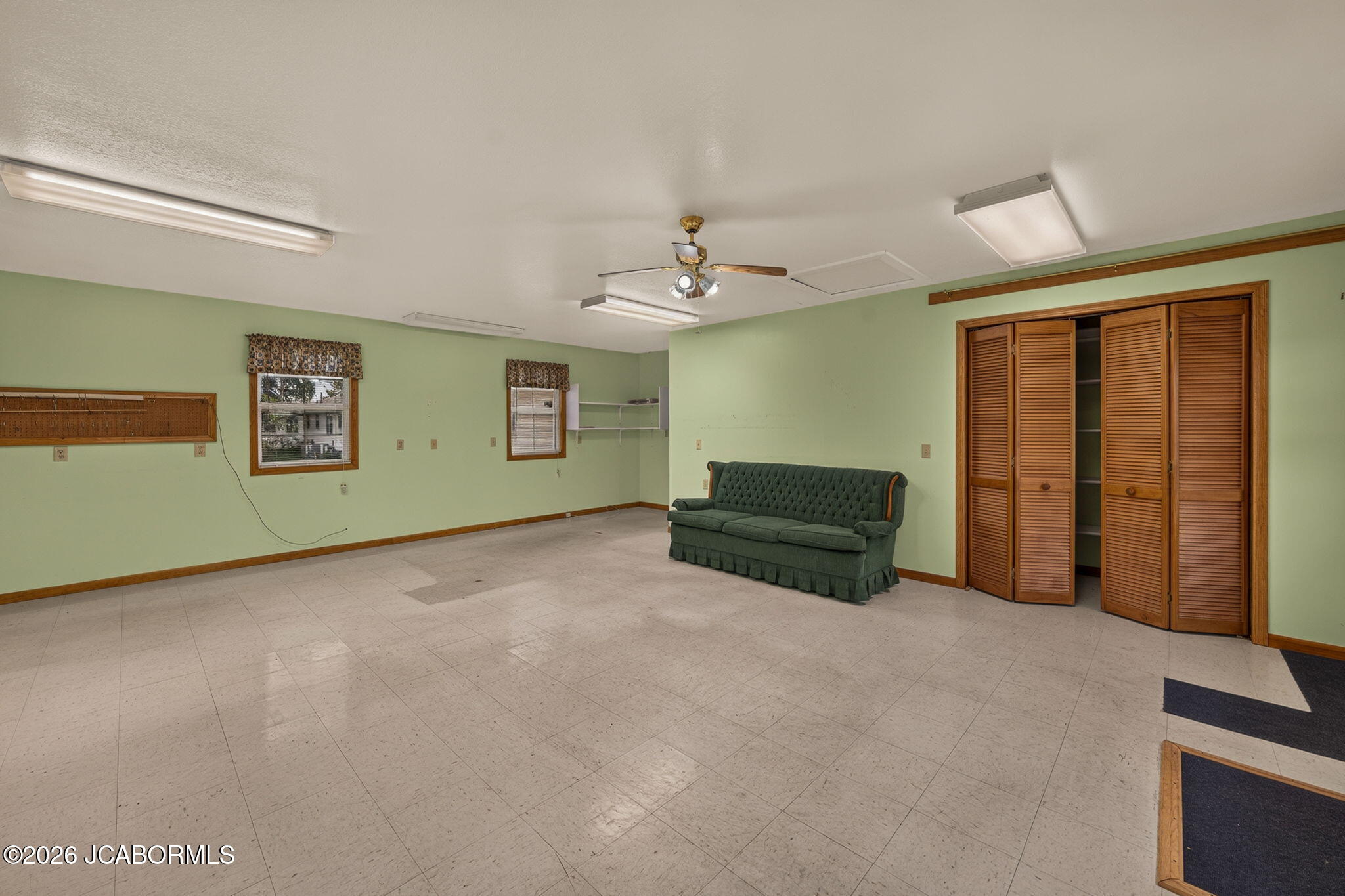 10206 State Route 52 Property Photo 28